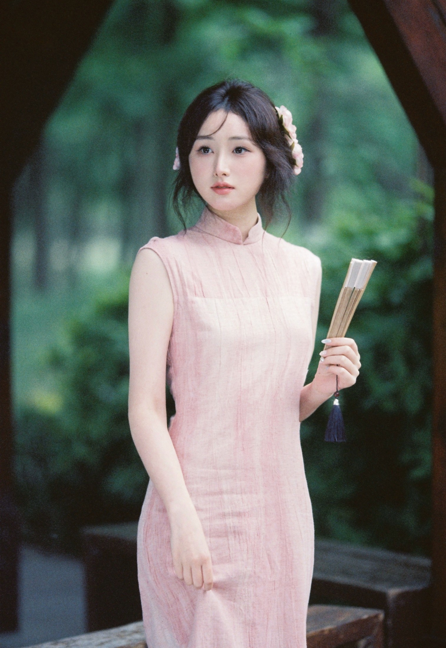 山山花桃 – 《往事流转在你眼眸》[16P]