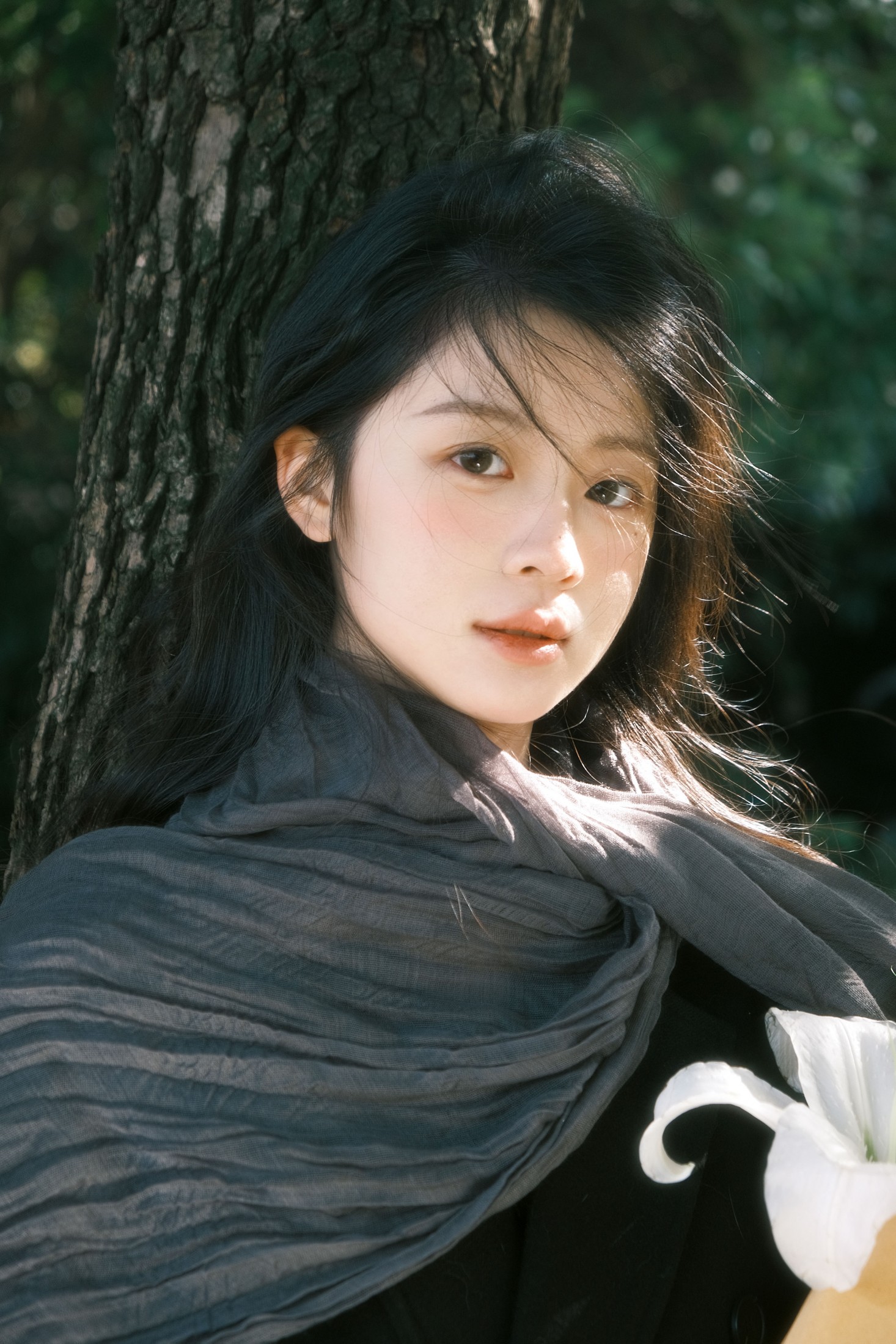 藍见冬 – 《她有种近乎神性的美》[12P]