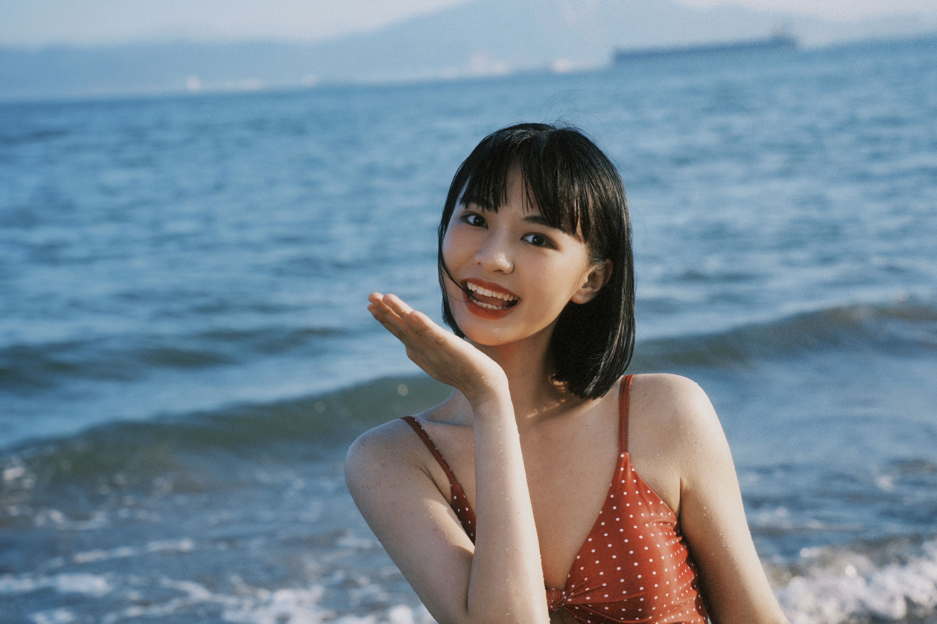 里里琪 – 《想去海边》[9P]