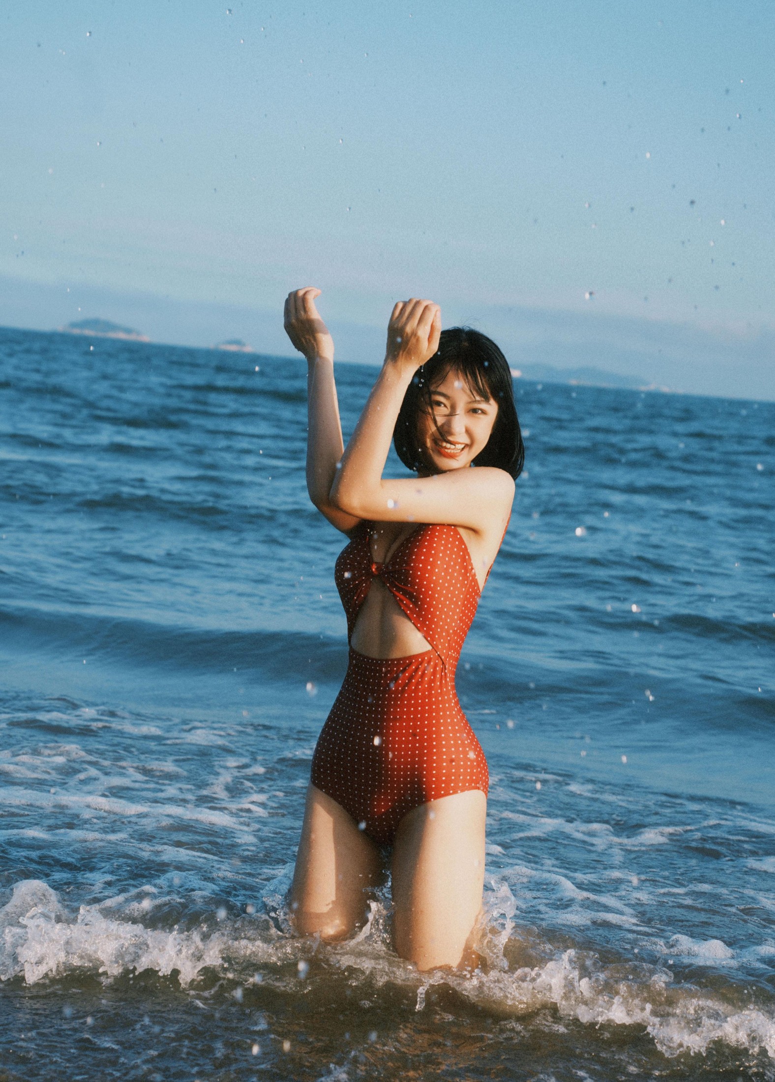 里里琪 – 《想去海边》[9P]