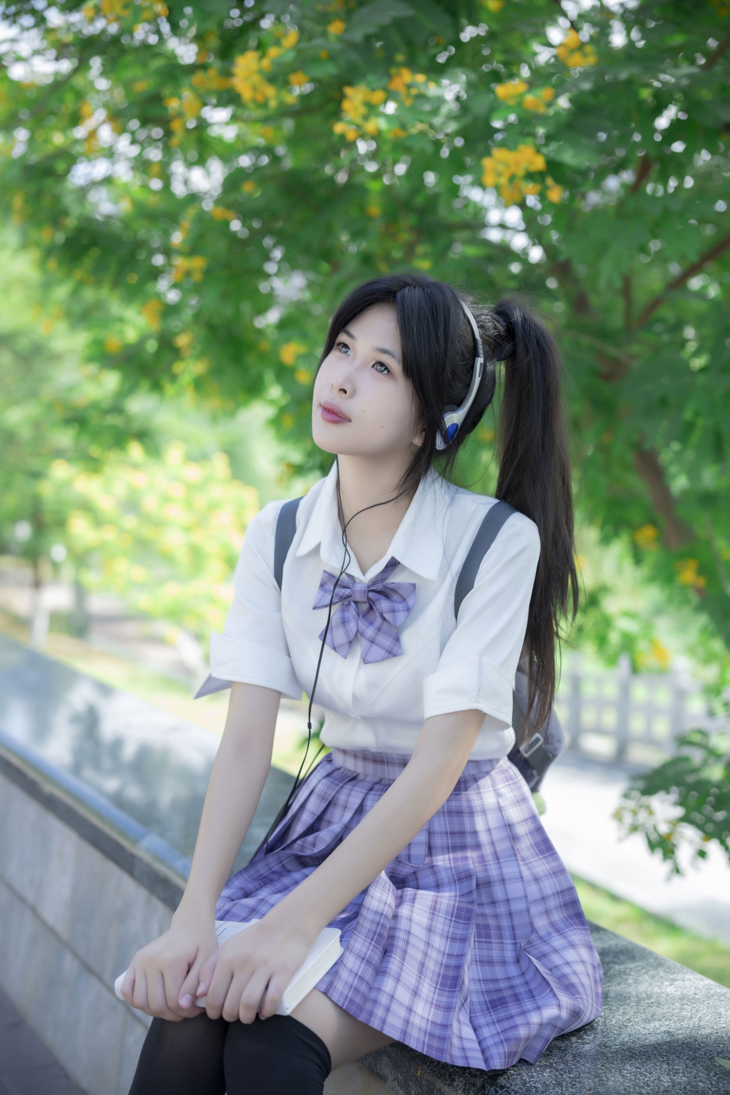 潇潇 – 《阳光下的公园》[20P]