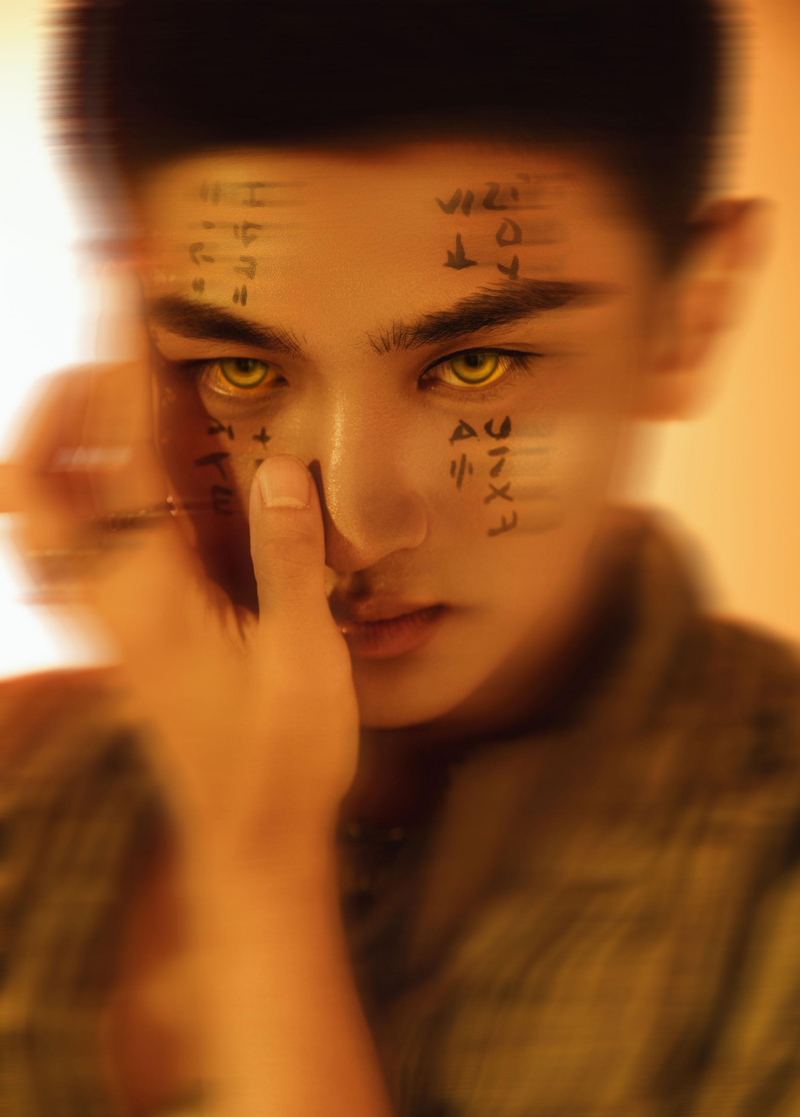 子辰辰辰 – 《沙漠里的神性与隐喻》[9P]