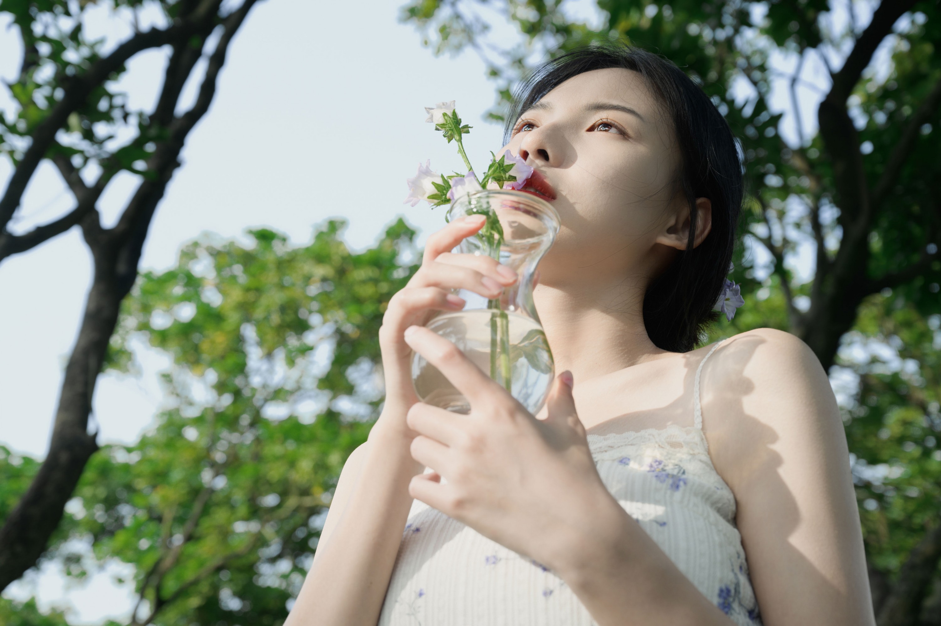 潘潘 – 《风与风铃》[17P]