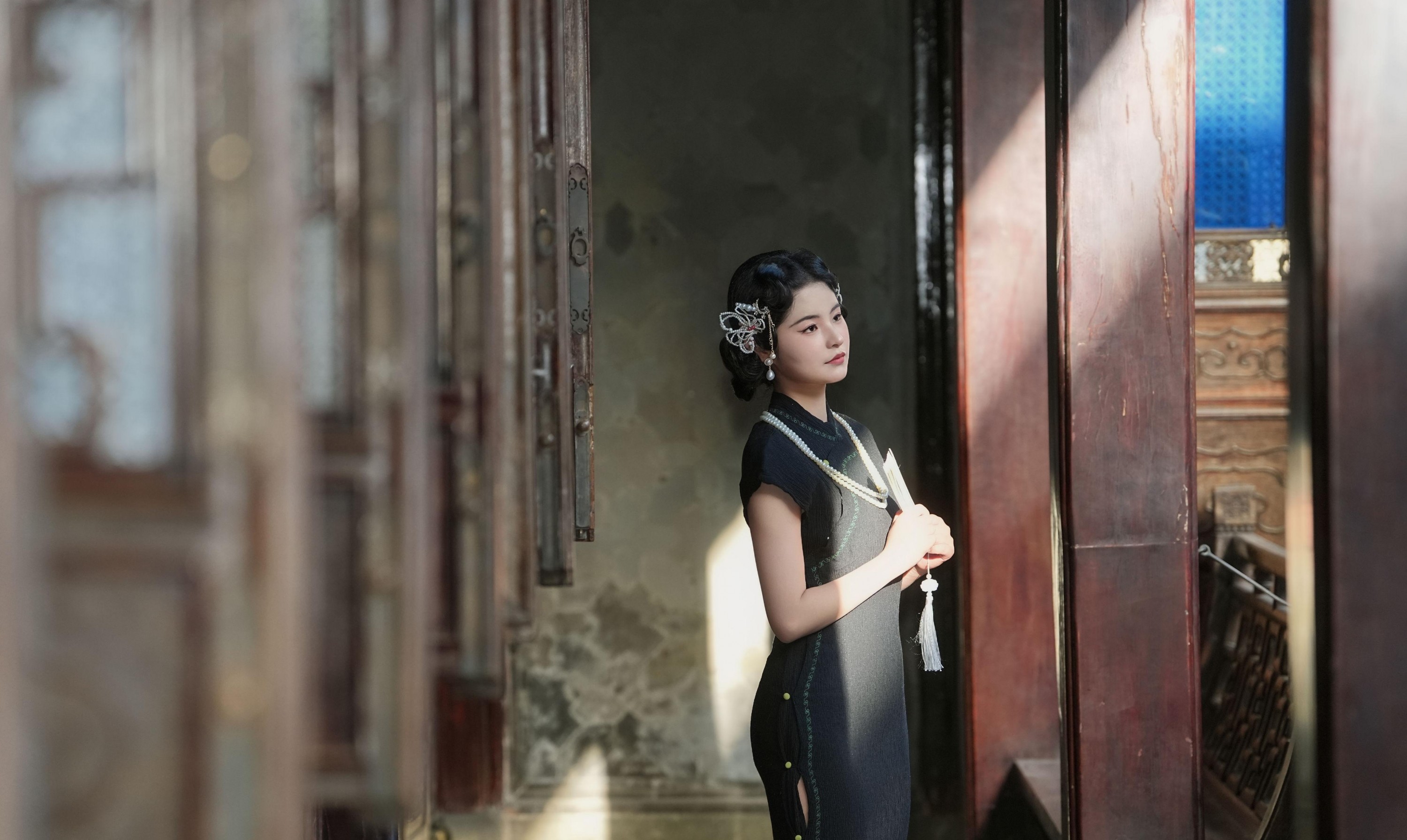 Aii – 《胡雪岩故居-旗袍拍摄》[18P] 插图2