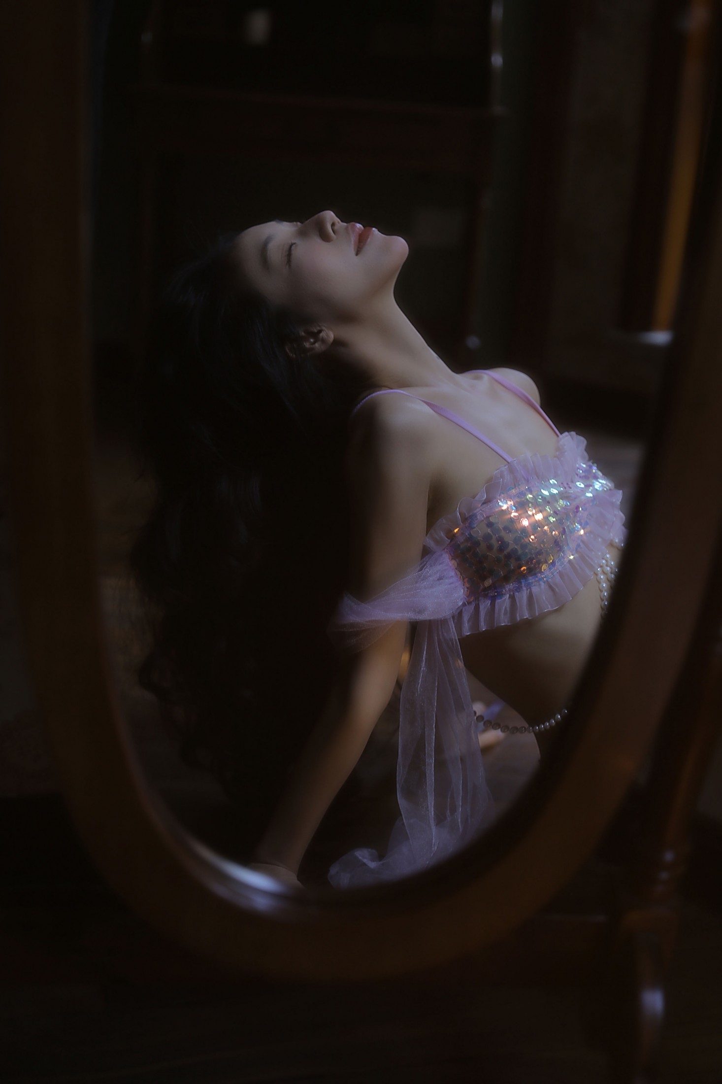 野生模特园子 – 《会发光的紫》[9P]