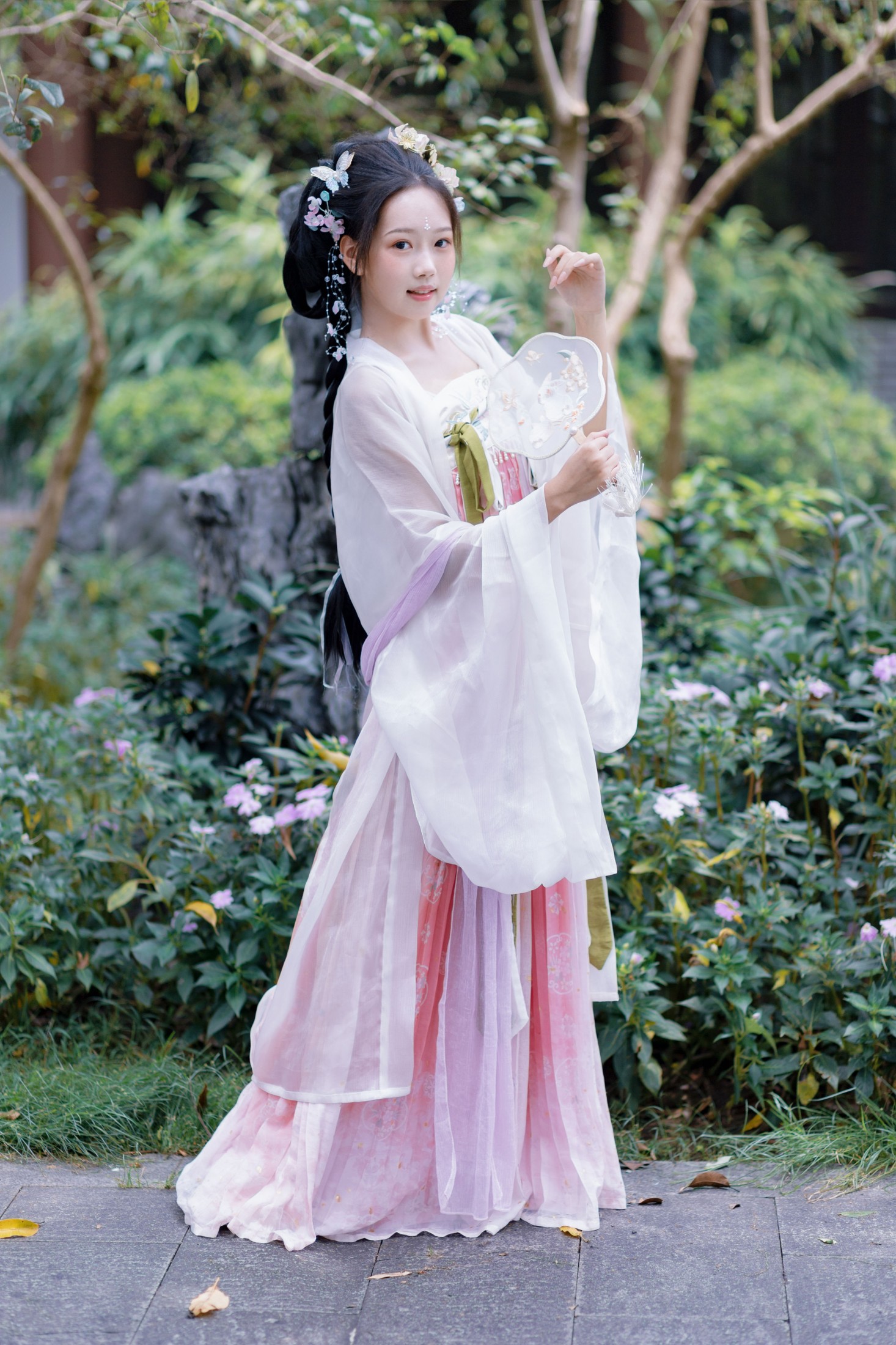 宝 – 《春日少女》[15P]