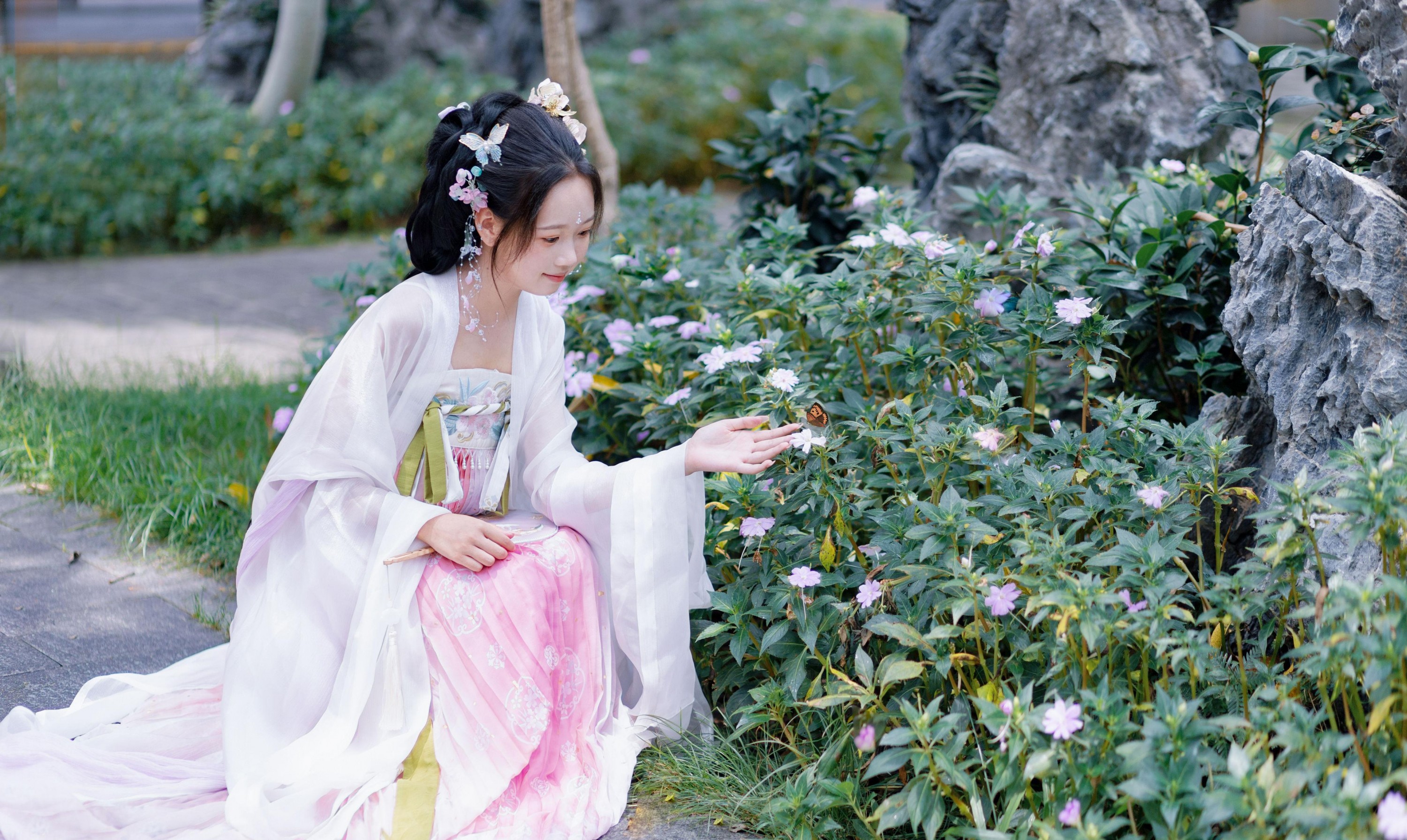 宝 – 《春日少女》[15P]