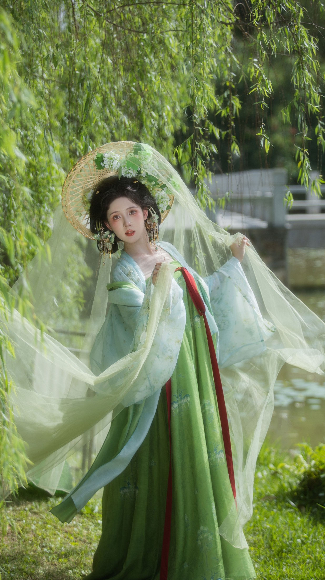 – 《杨柳依依》[13P]