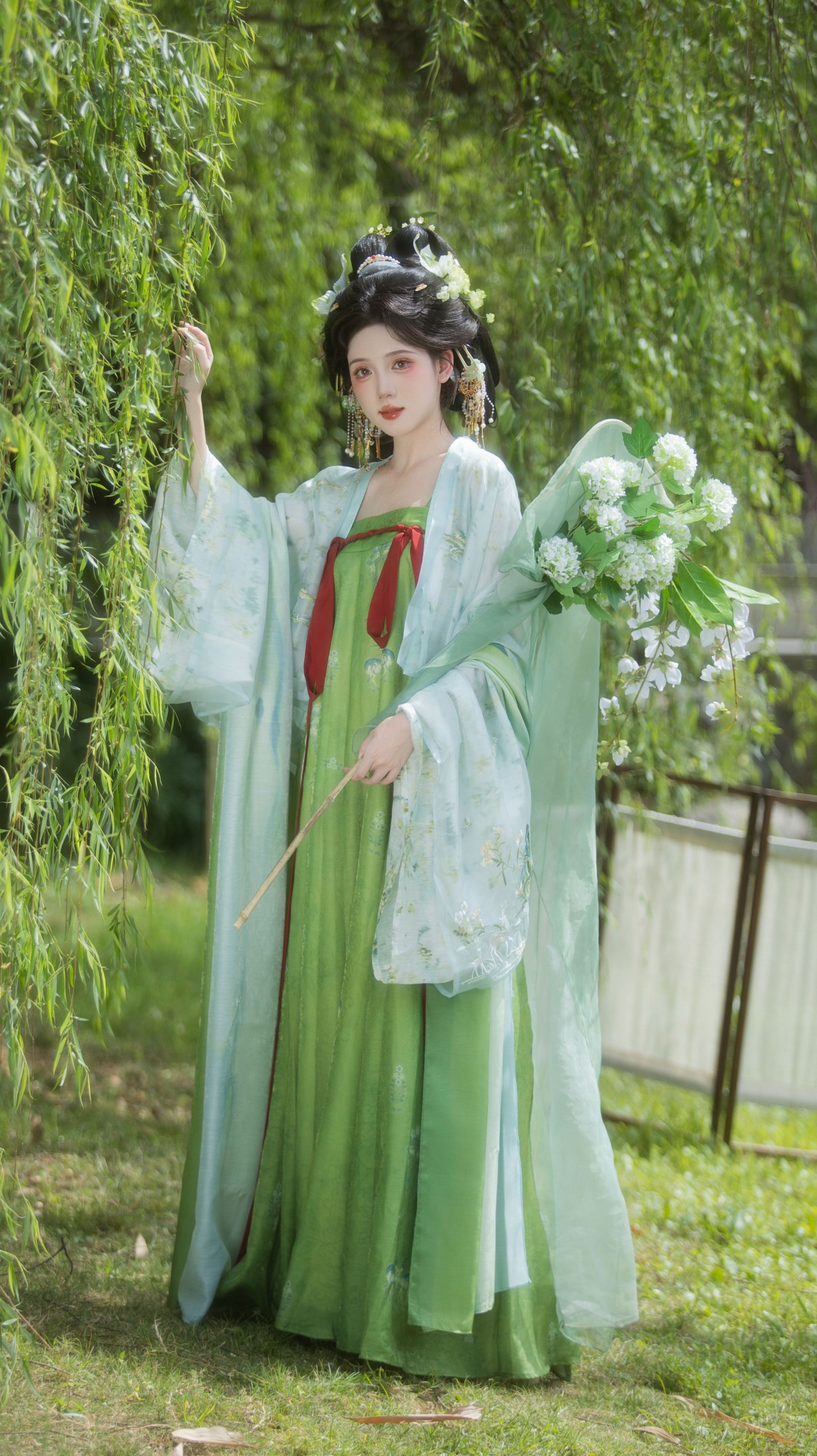 – 《杨柳依依》[13P]