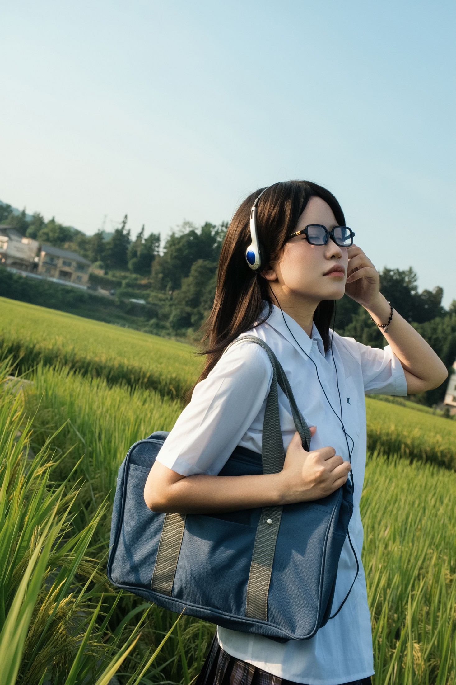 西元 – 《莉莉周的一天》[22P]