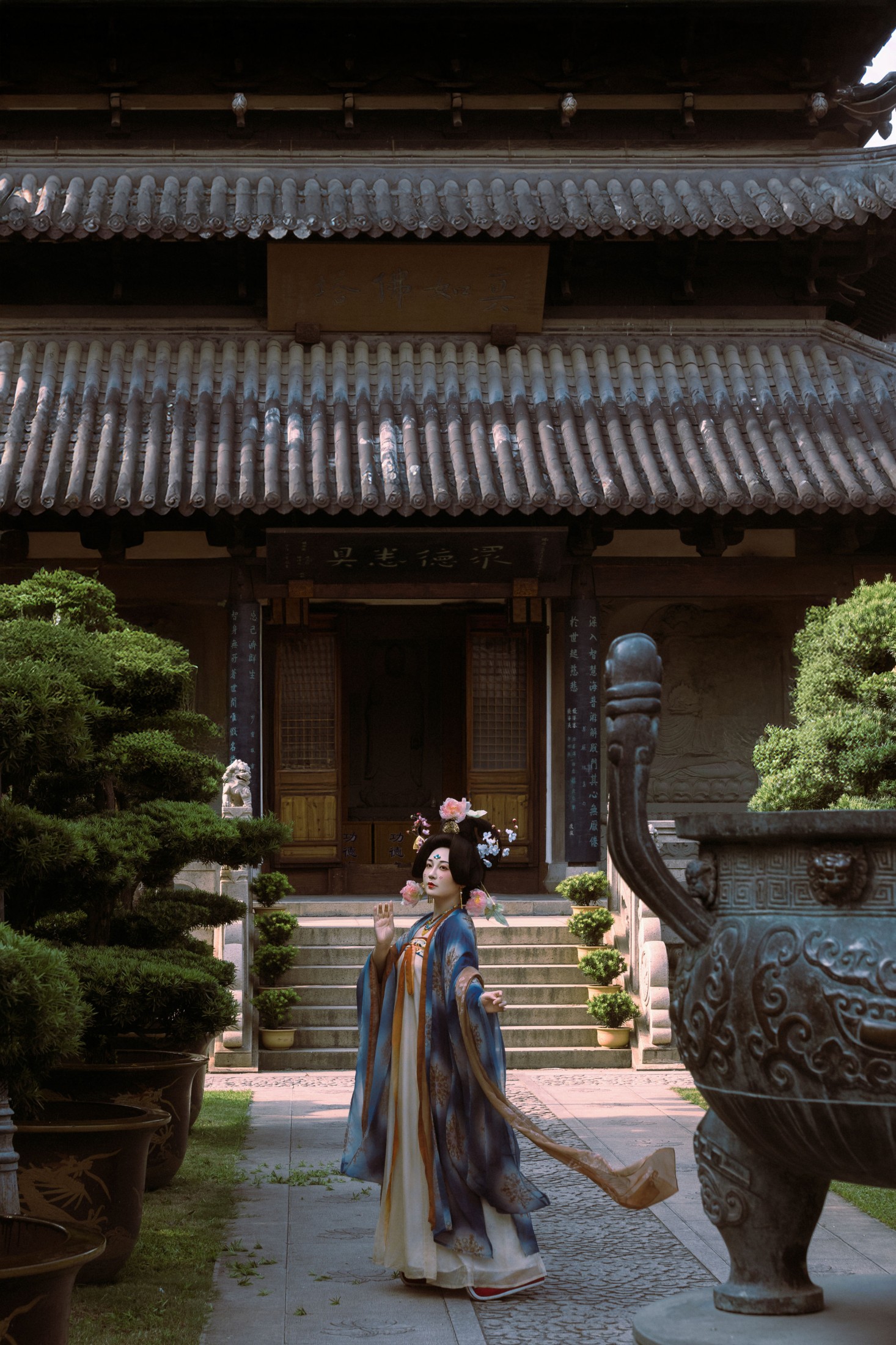 悦烨未央 – 《引路菩萨图复原》[47P]