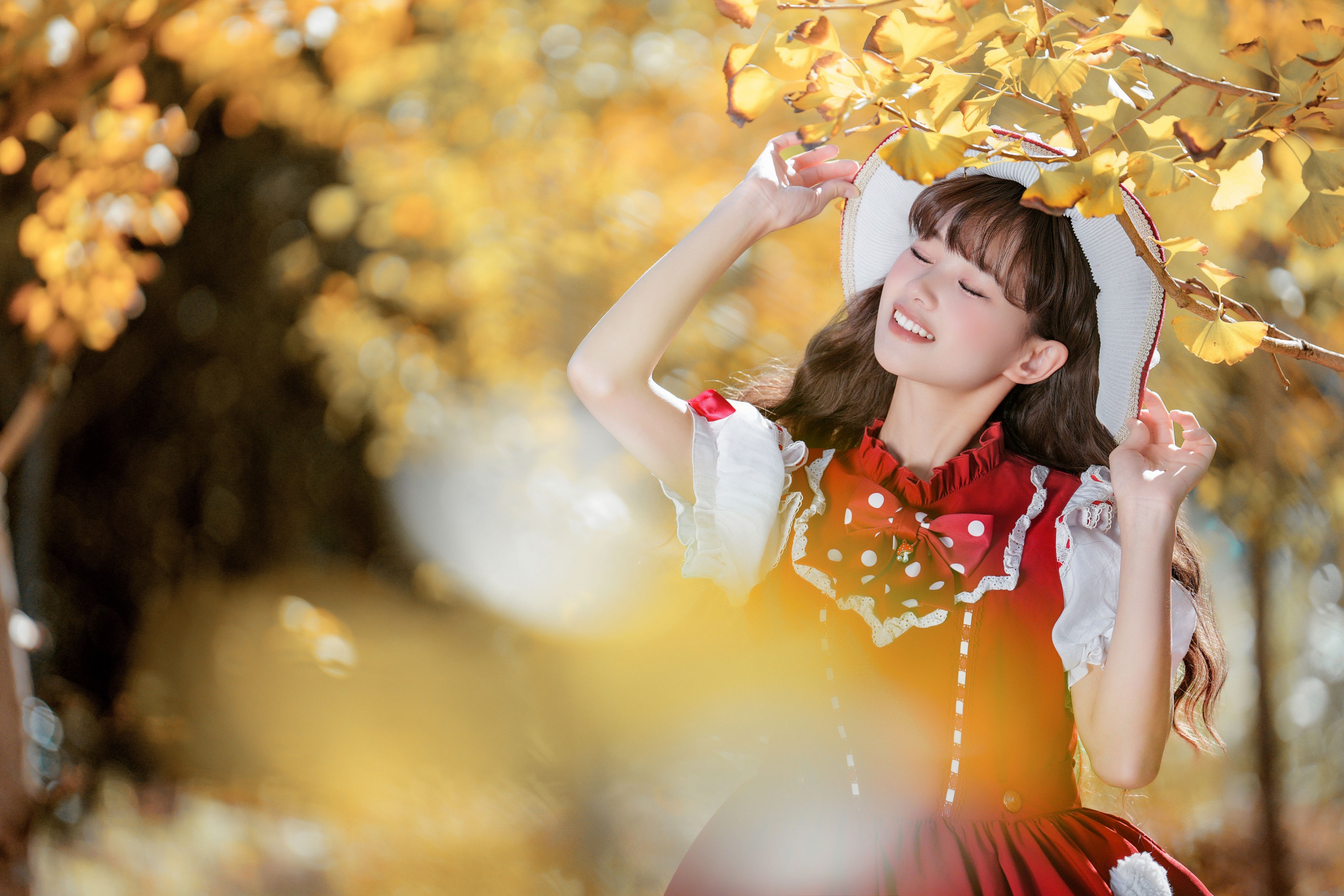 暴躁的果酱大爷 – 《银杏小清新拍照》[26P]