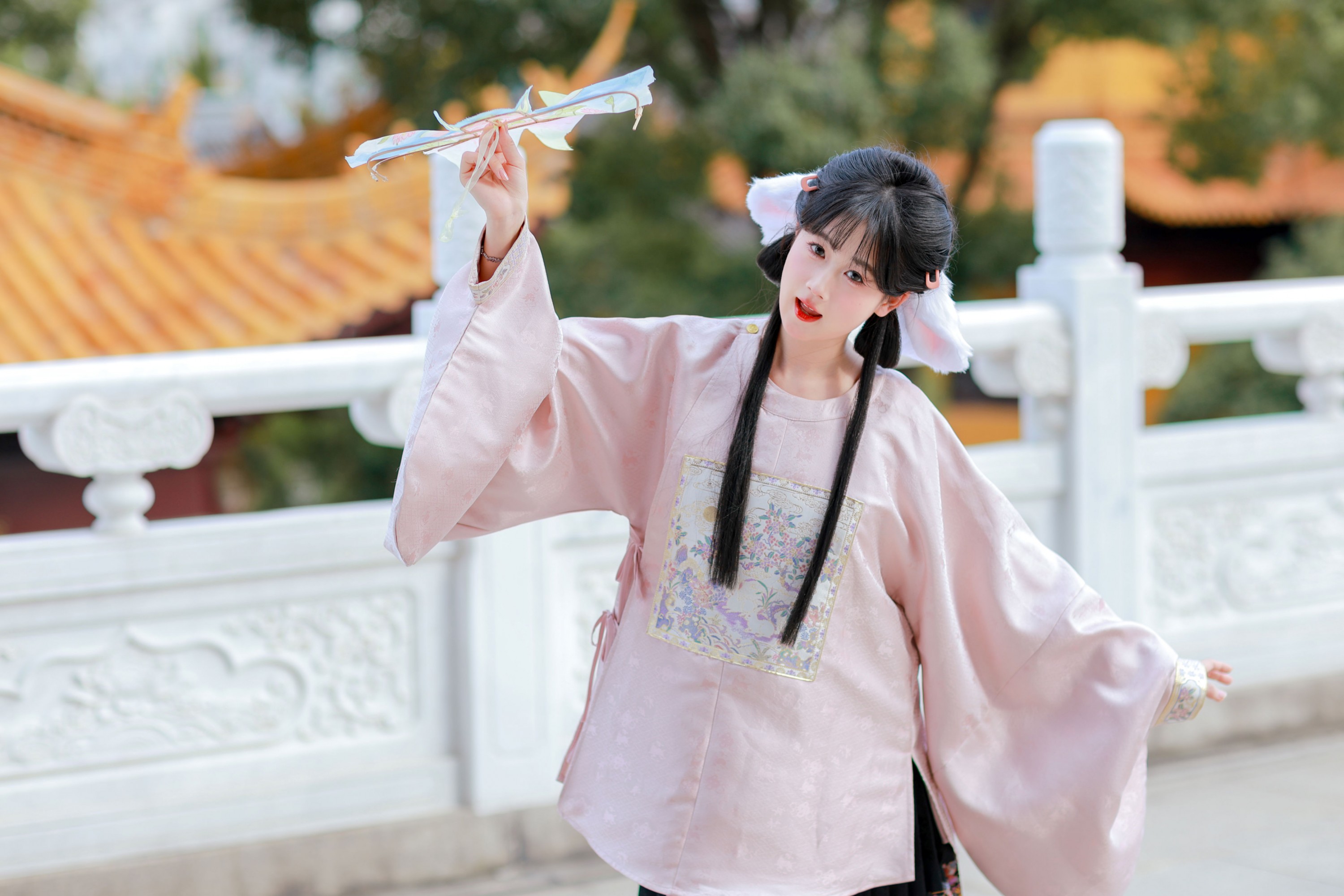 小鹅酱酱酱 – 《兔兔我又来人间过中秋了》[14P]