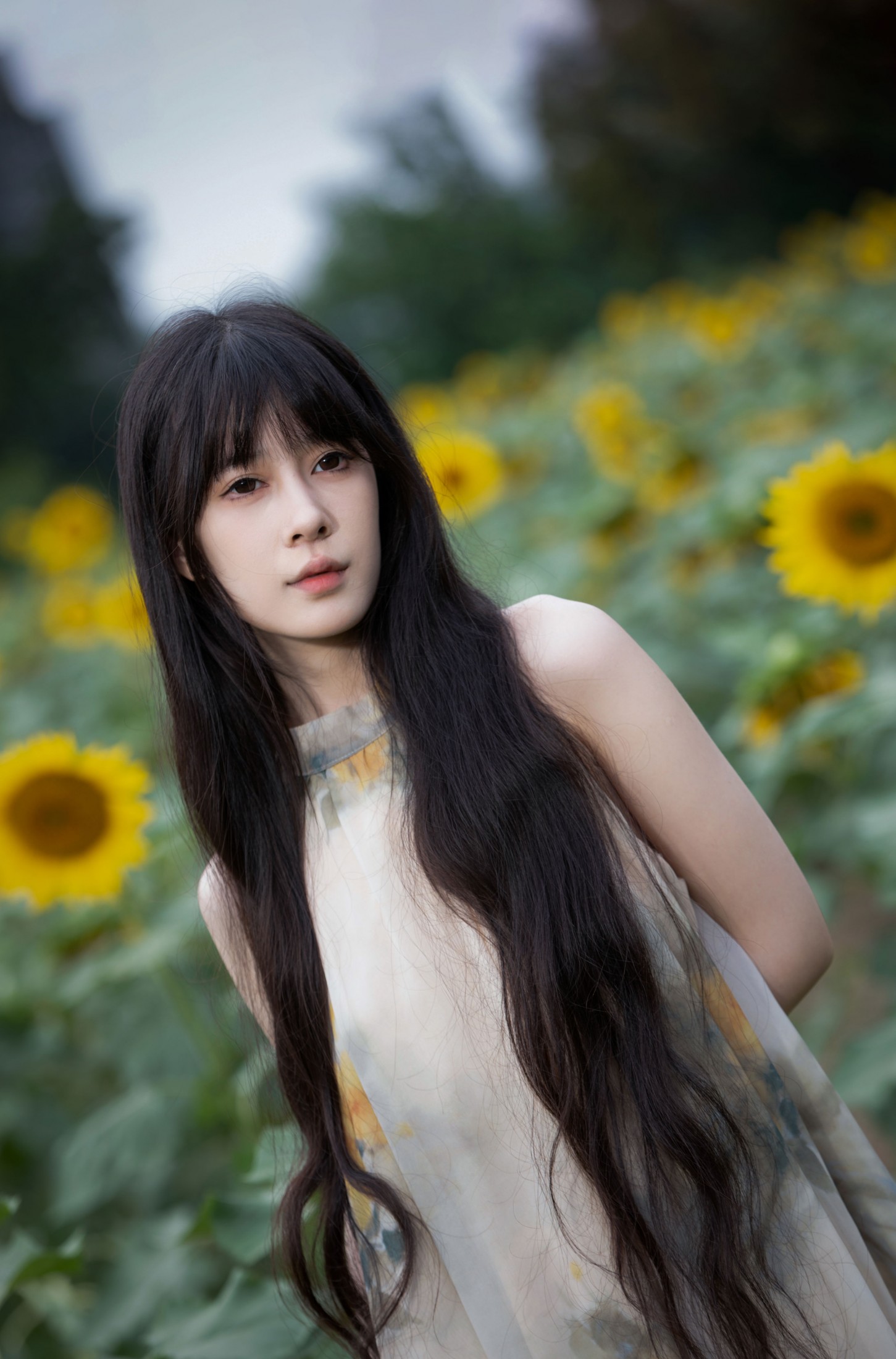 叶子 – 《向日葵少女》[12P]