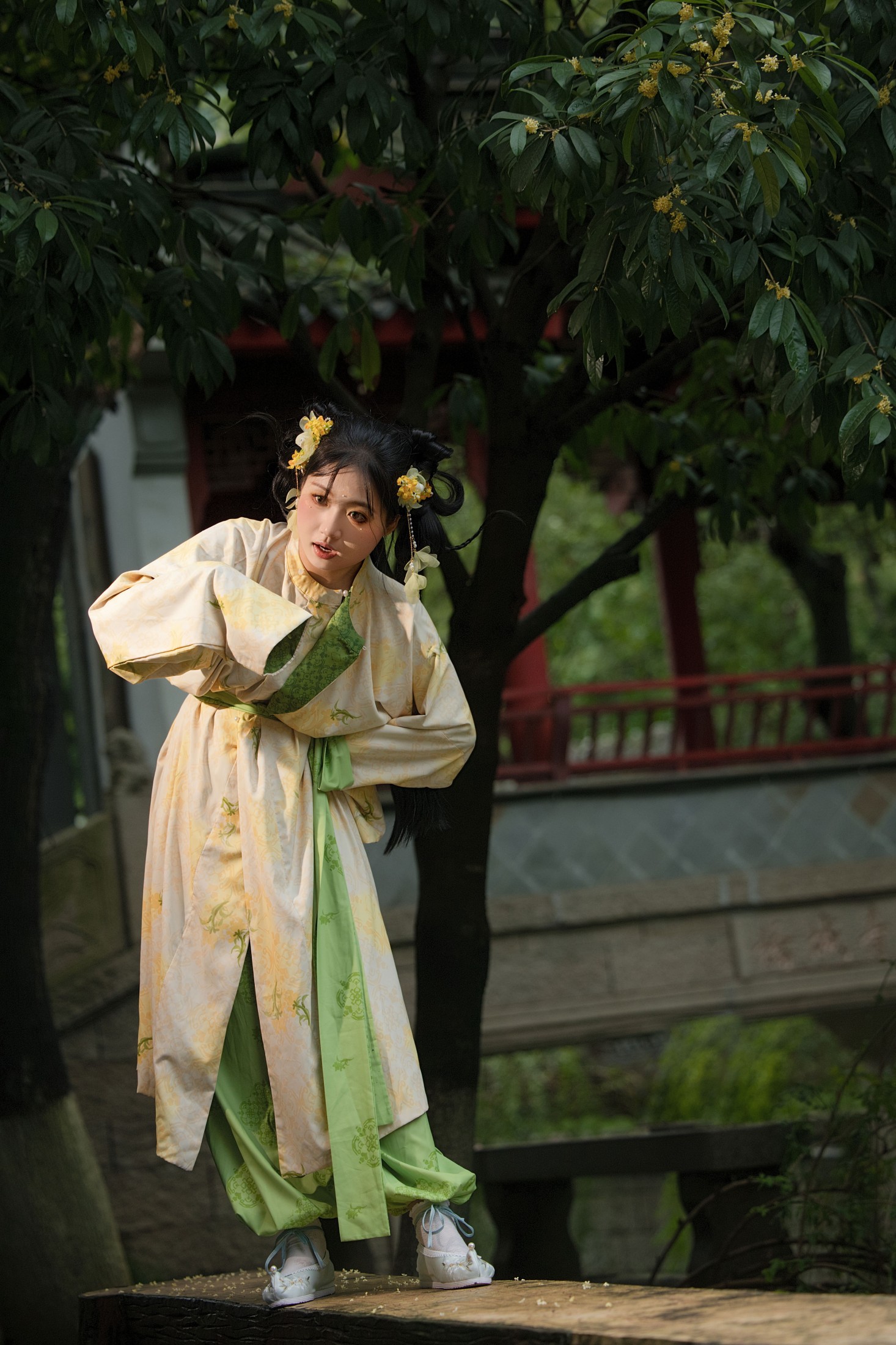 玉彤 – 《踏青去也～》[16P]