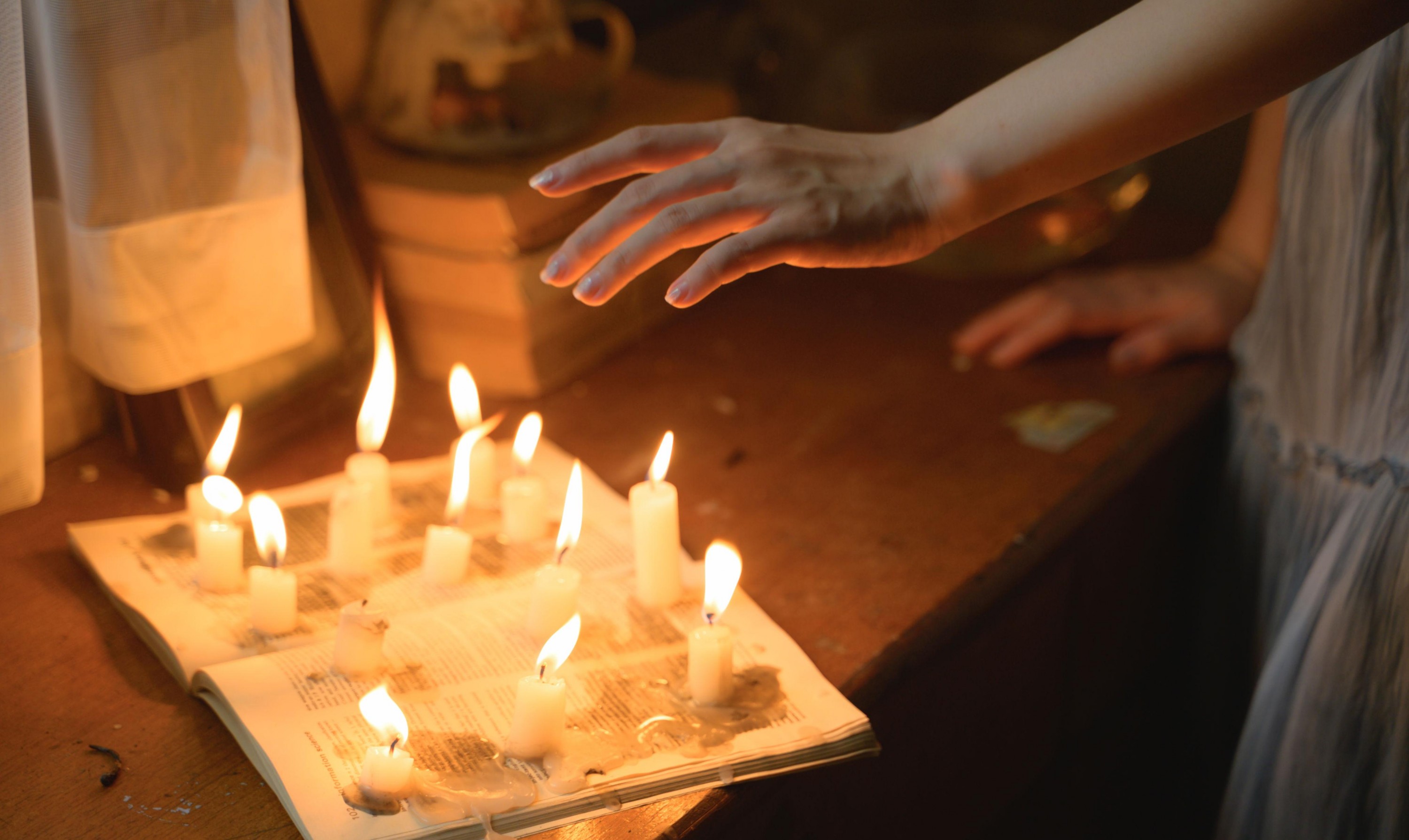 小月 – 《烛火》[25P]