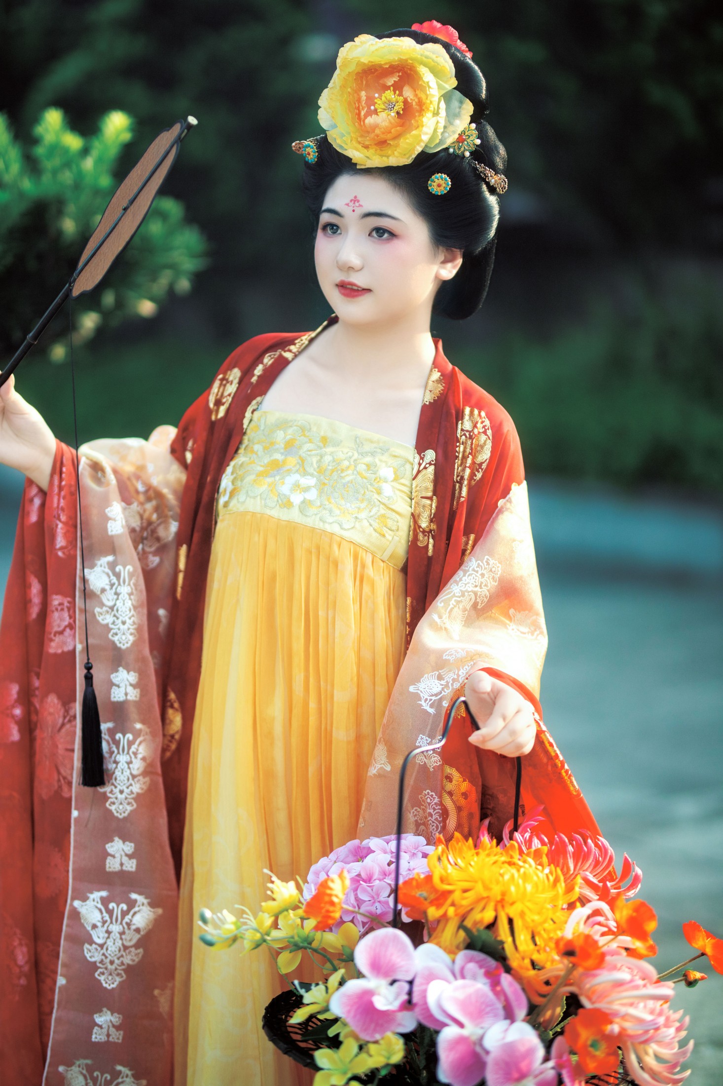 – 《国色芳华县主唐复原》[12P]