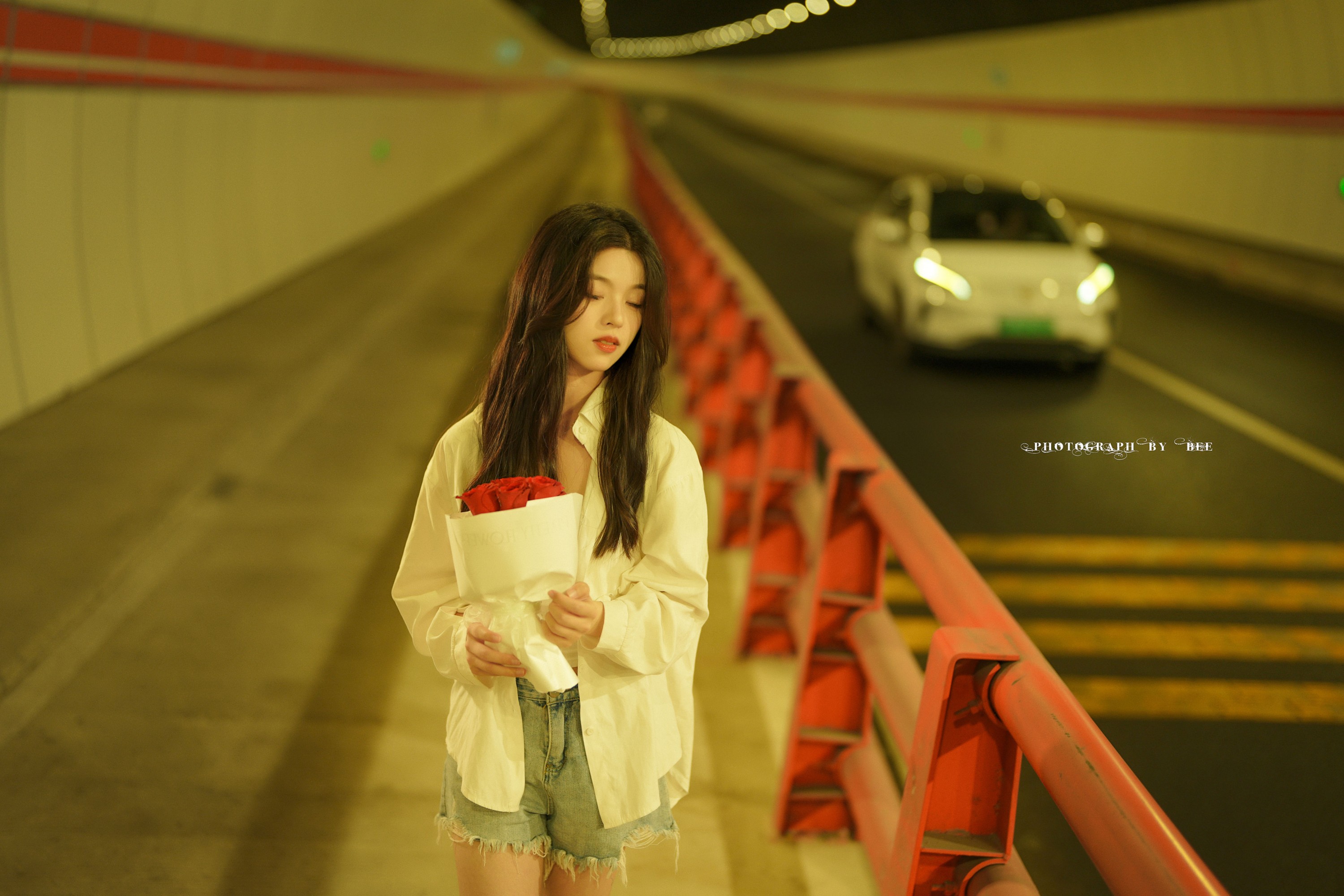 杨琳 – 《隧道港风人像拍摄-杨琳》[17P]