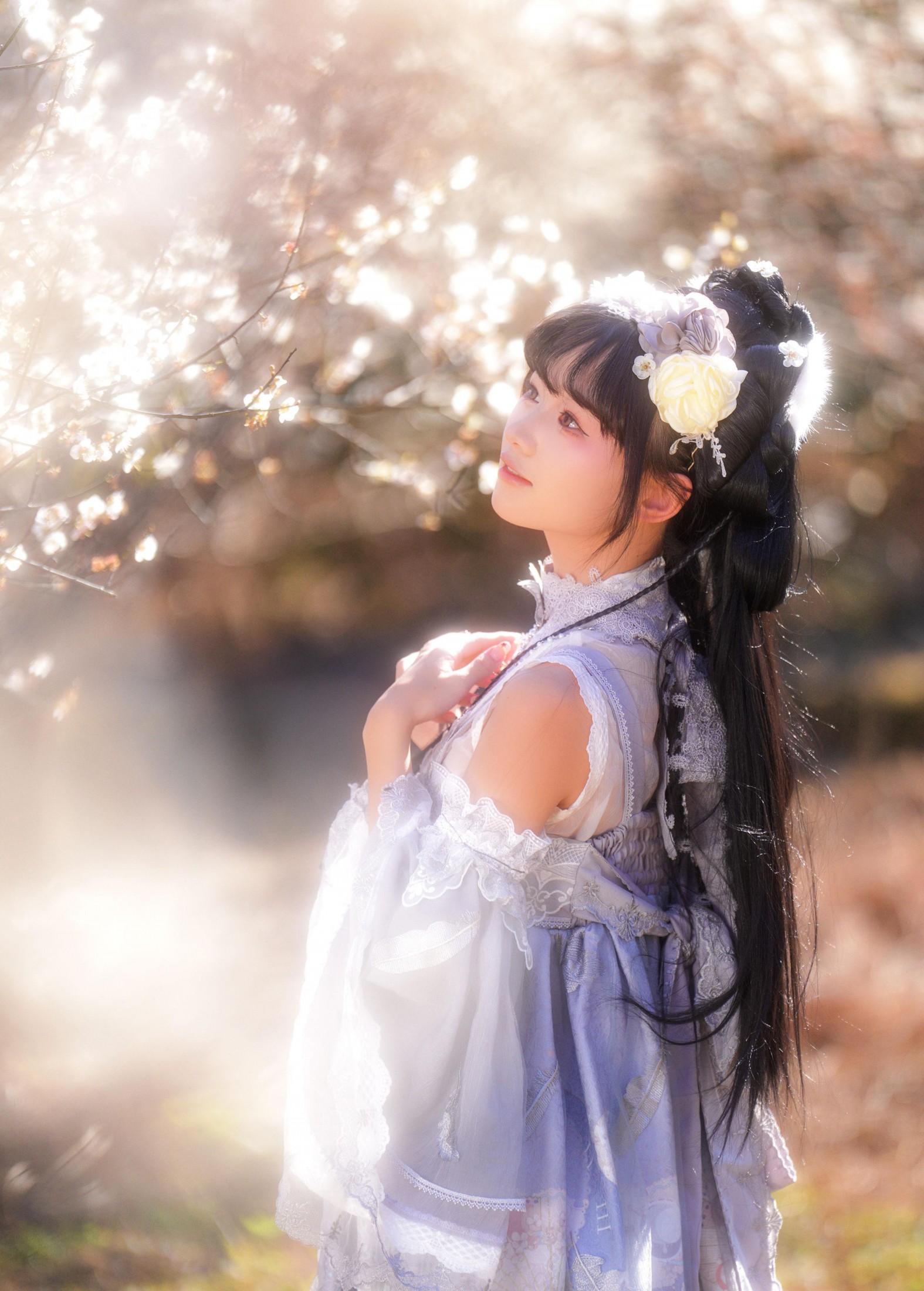 暴躁的果酱大爷 – 《古风人像拍摄-梅花-果酱》[18P]