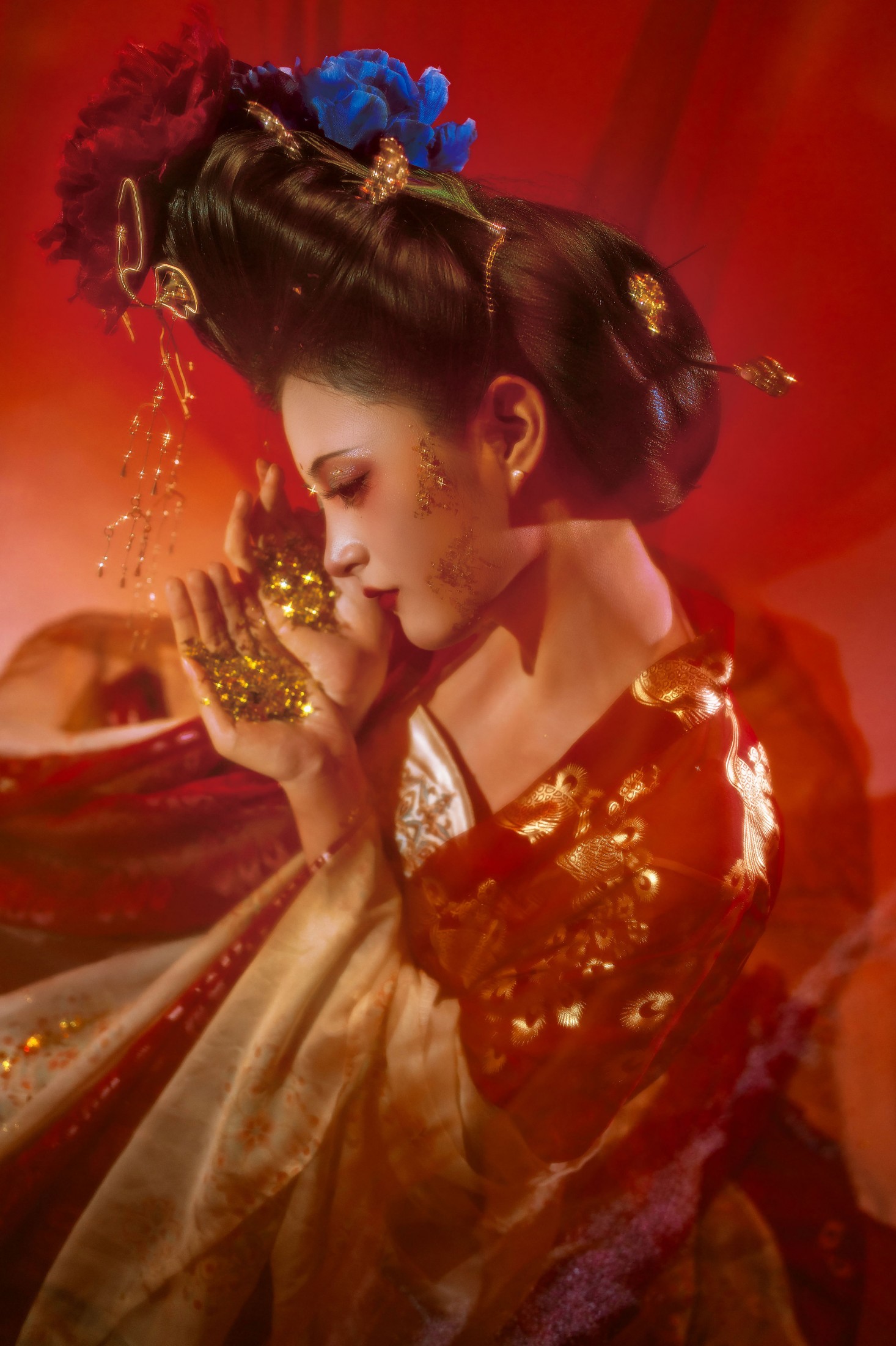 端端呀 – 《鎏金鲜红》[9P] 插图5