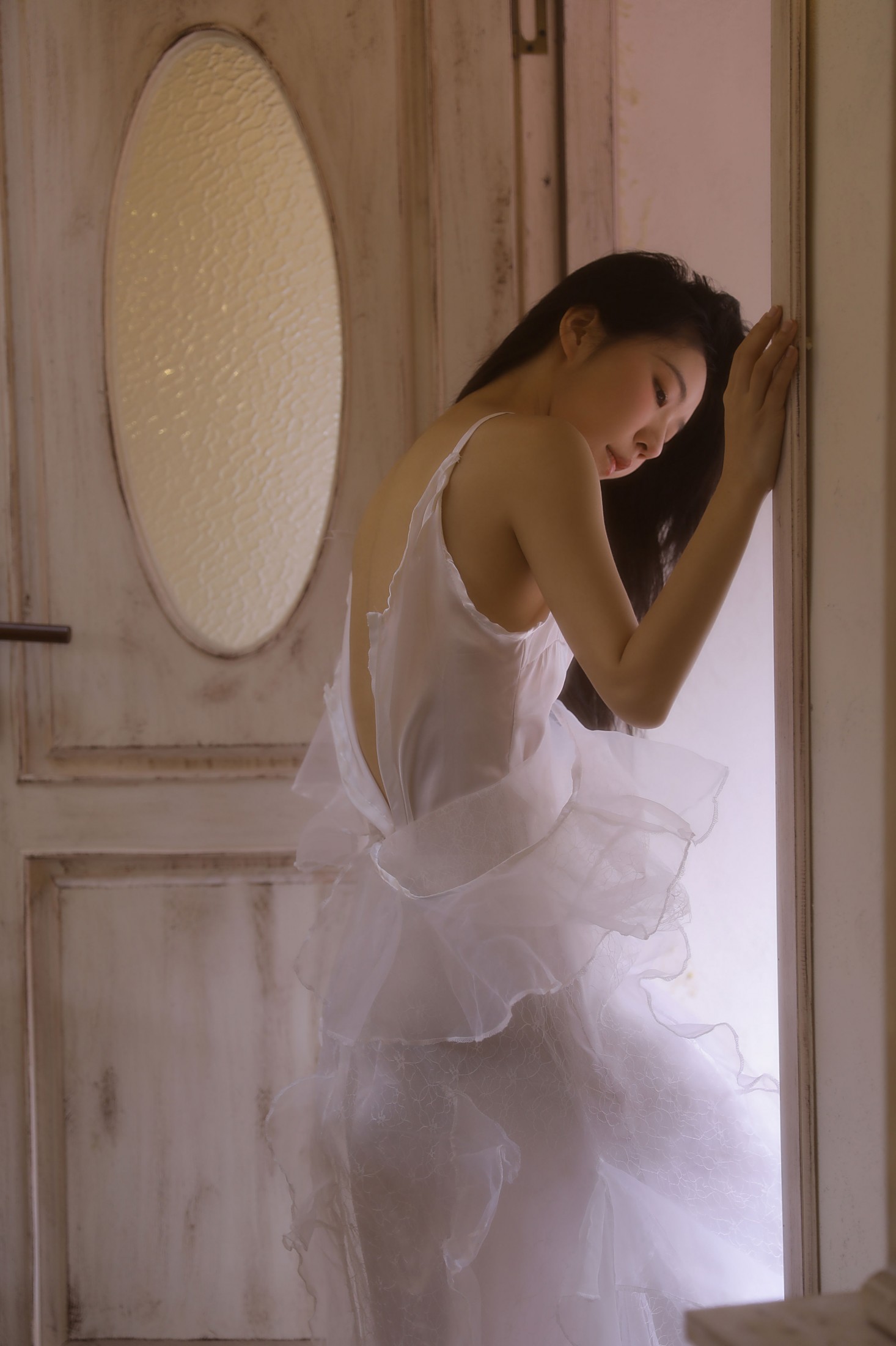 野生模特园子 – 《一抹素白》[10P]