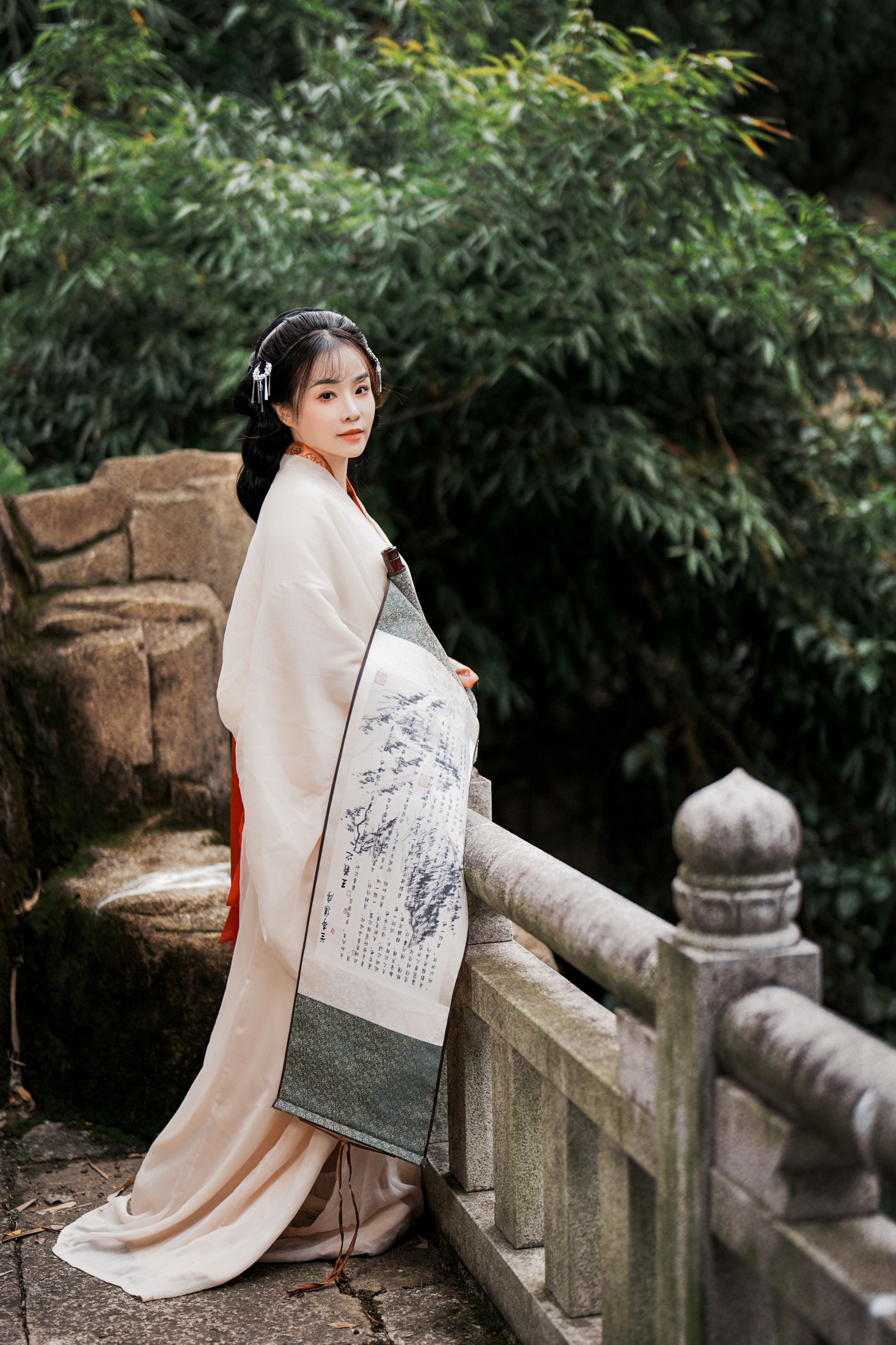 joy777又又 – 《古风人像拍摄-圣泉寺-欢欢》[13P]