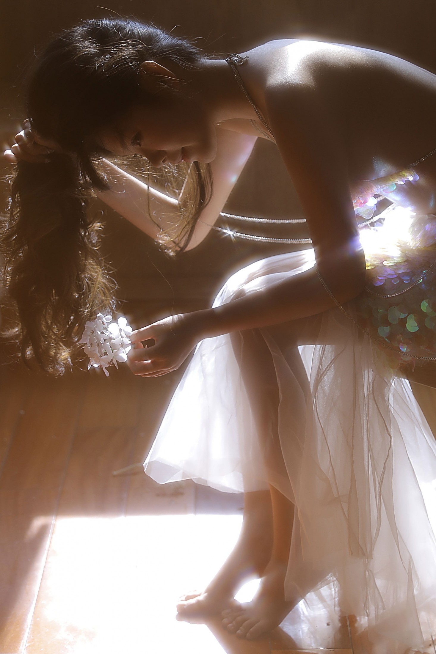 梦梦 – 《冬日光影》[13P]