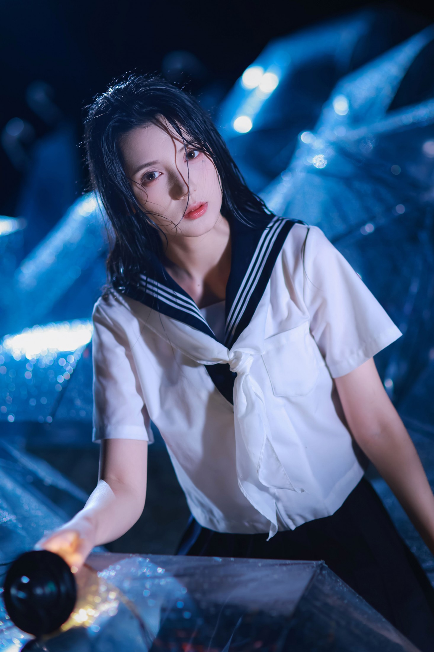 Enyyyn – 《雨落时，心跳是伞面的碎光 》[50P] 插图4