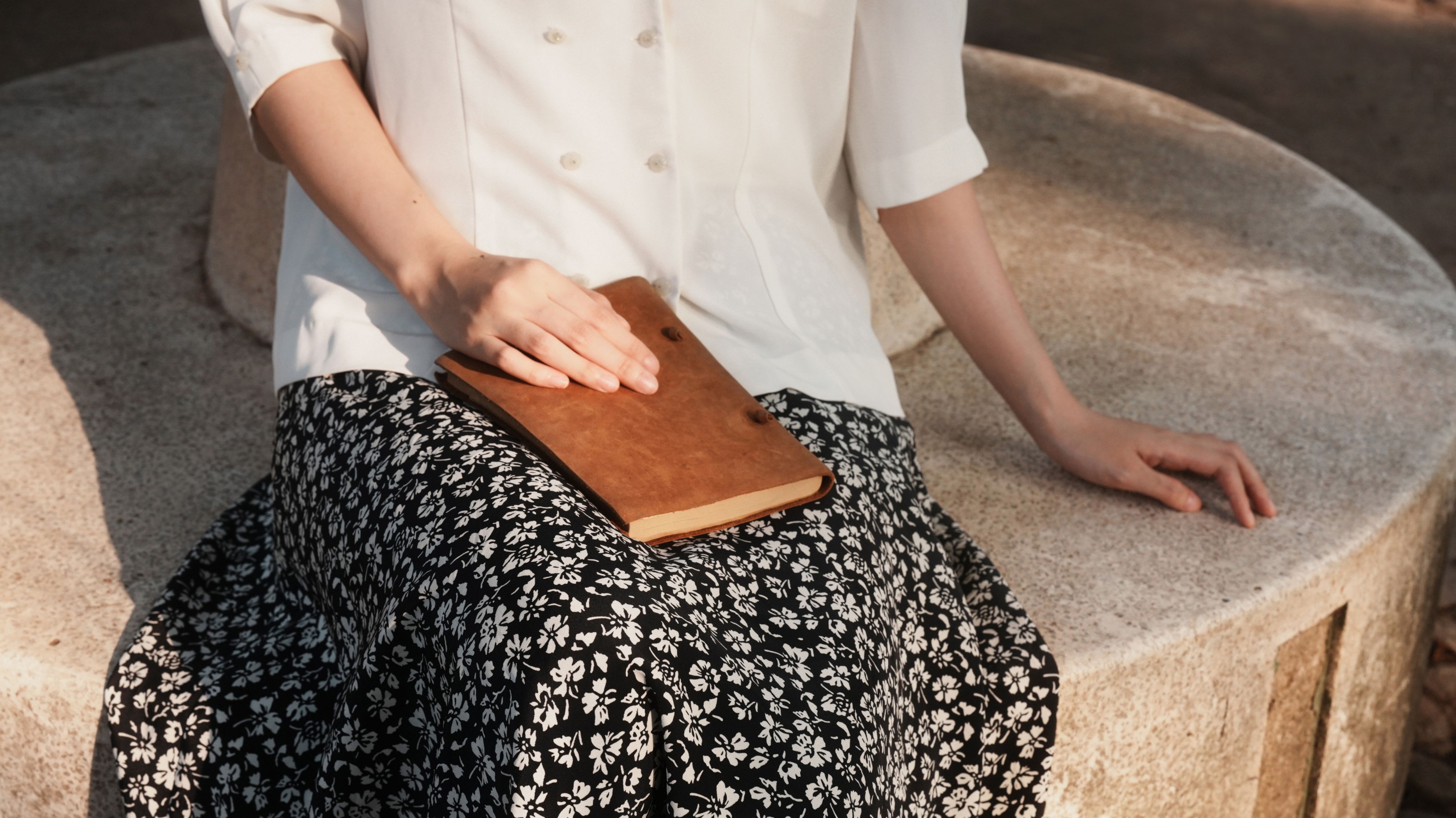 小椰 – 《牛皮日记里的花香》[17P]