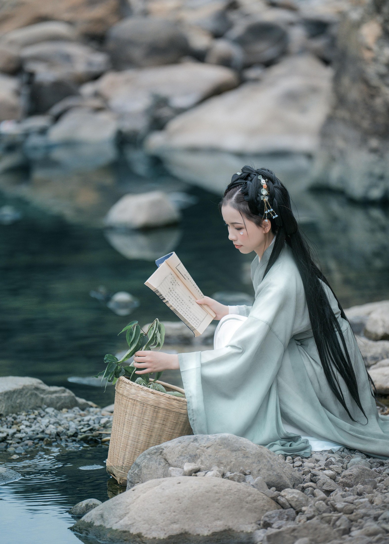 小潘 – 《古风人像拍摄-魏晋风-小潘》[25P] 插图2