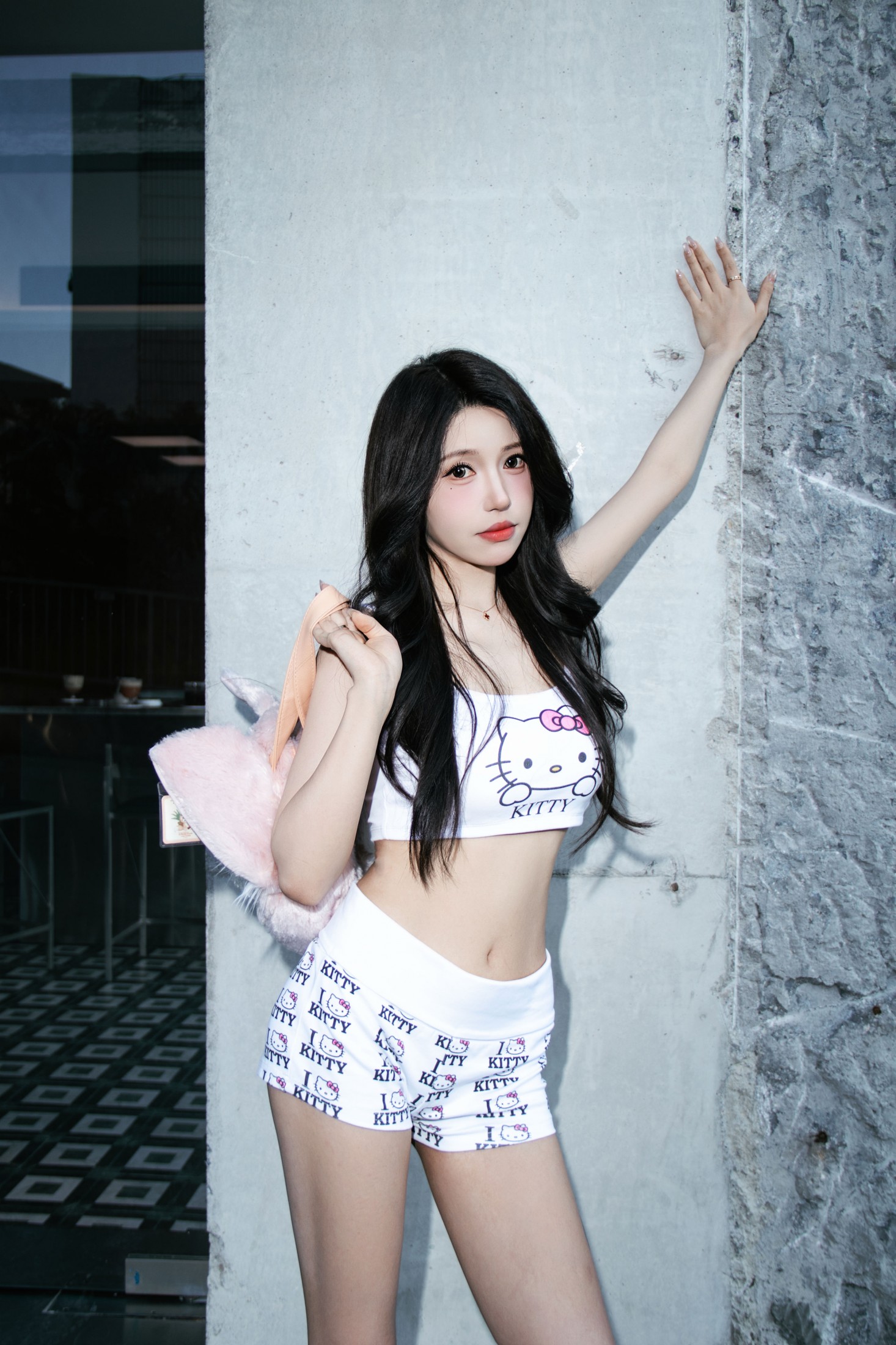 小媚儿 – 《街拍》[15P]