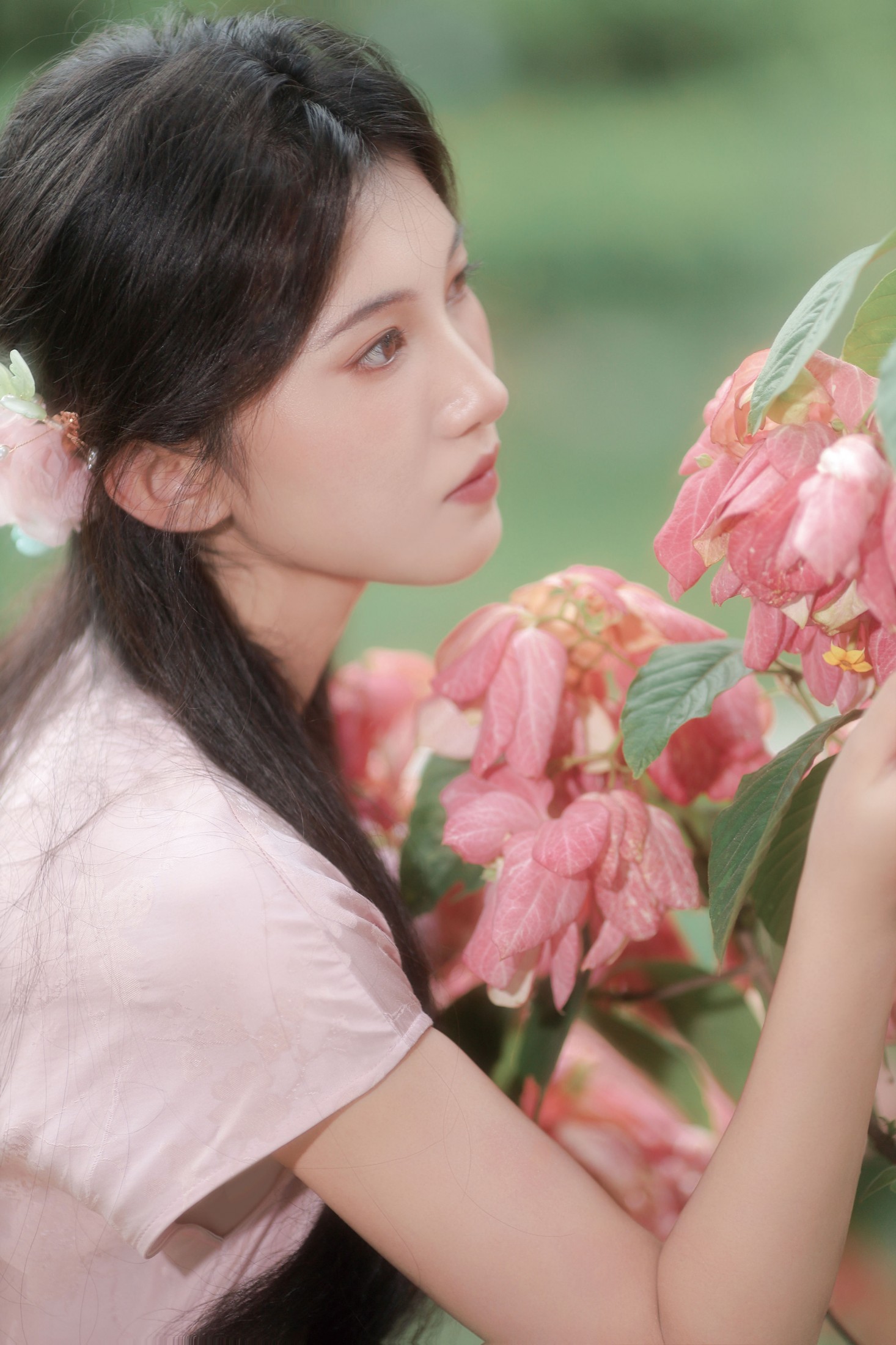 禾里雪 – 《淡极生艳原来说的是这种感觉》[9P]