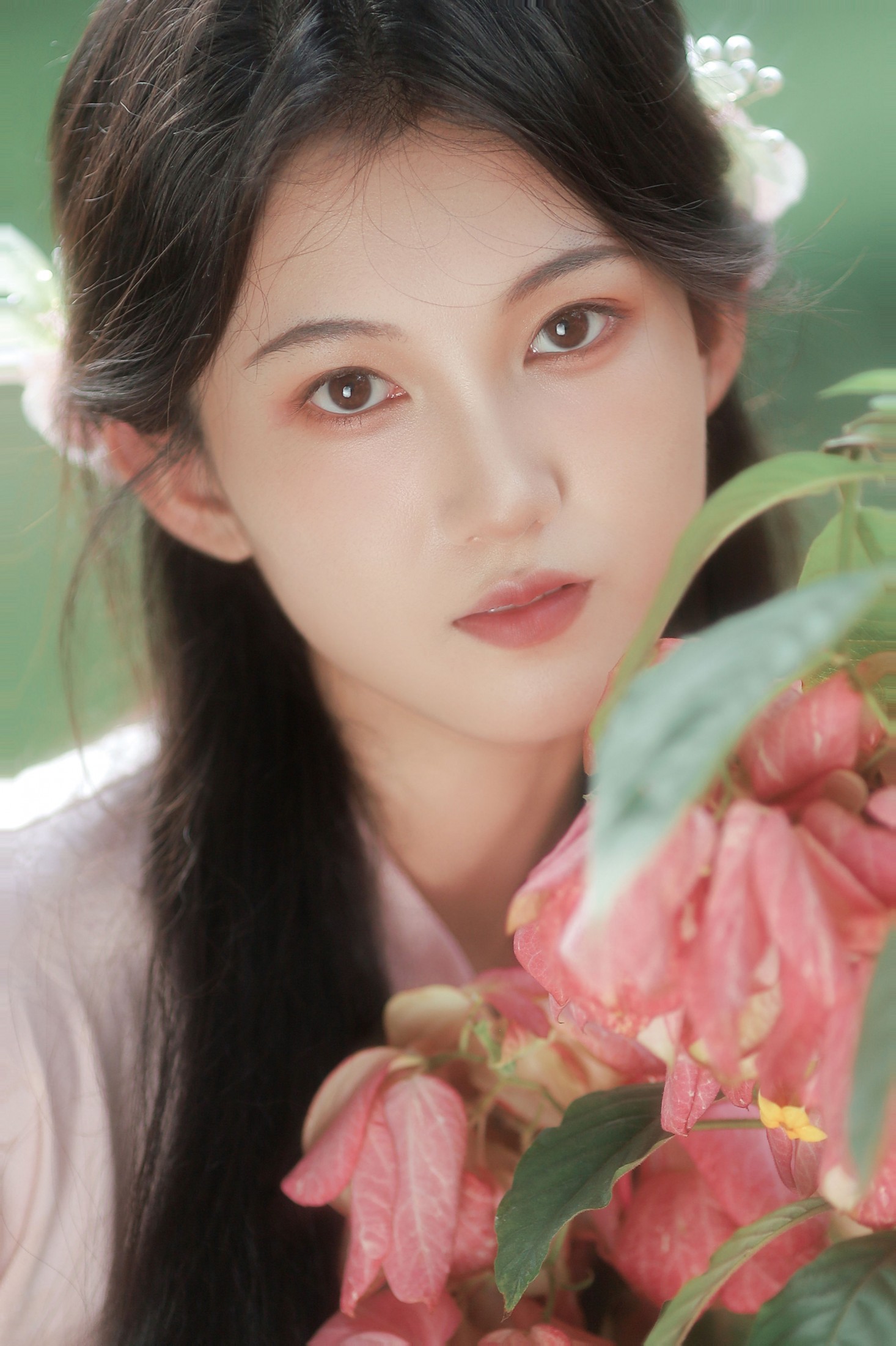 禾里雪 – 《淡极生艳原来说的是这种感觉》[9P]