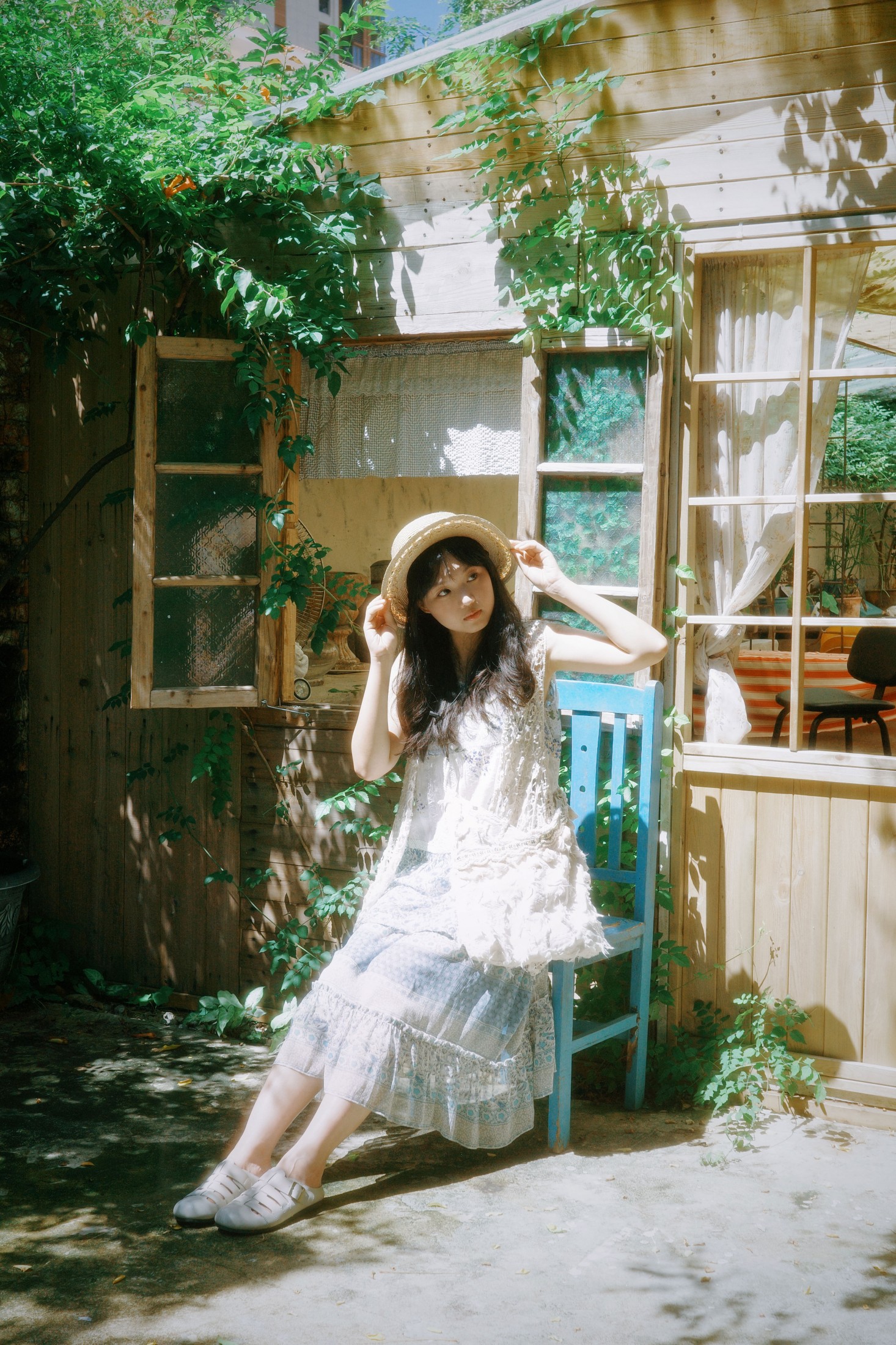 – 《我们上升，低低飞过夏天》[18P]