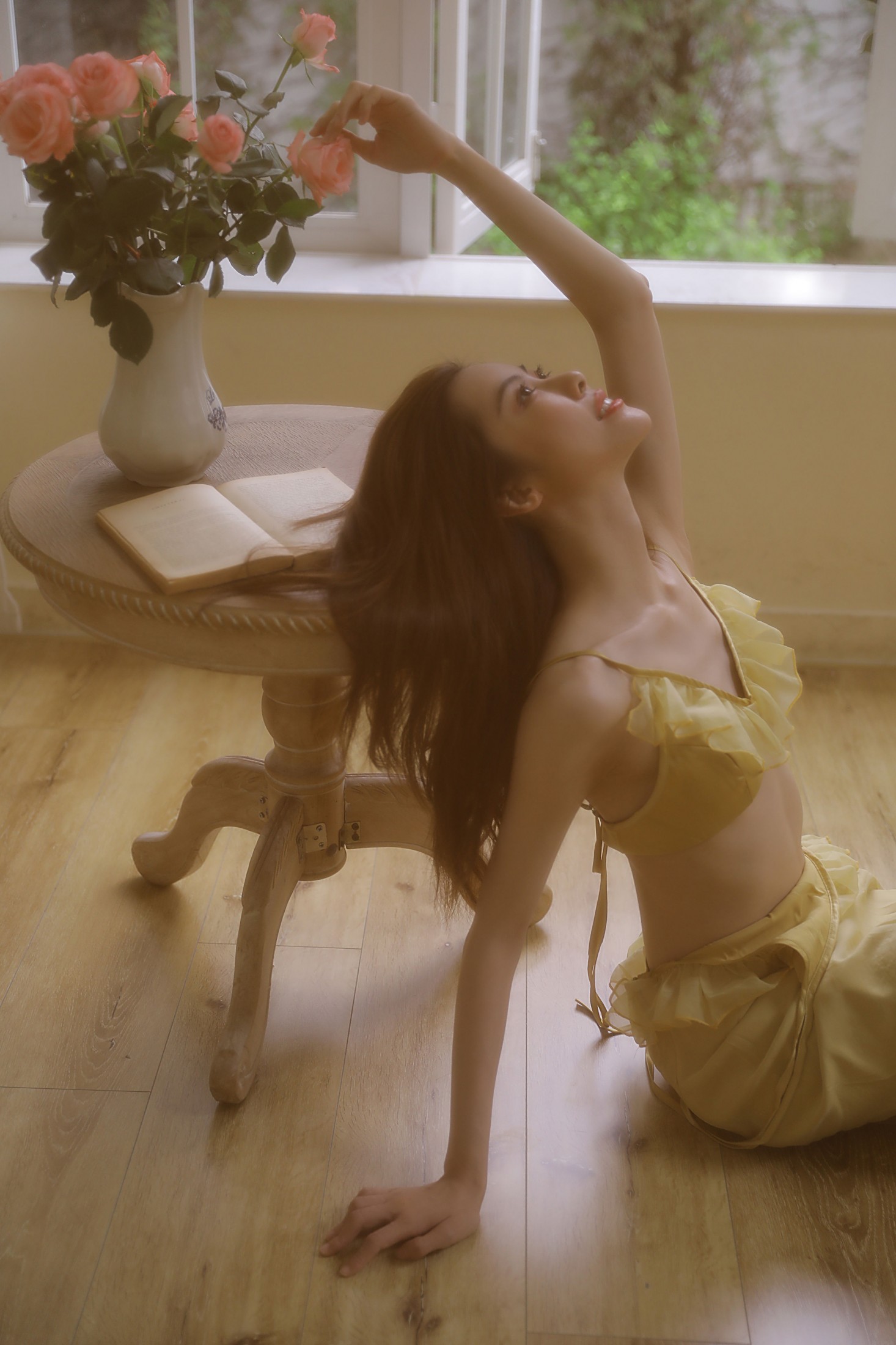 梦卉儿 – 《阴天的一丝浪漫》[9P]