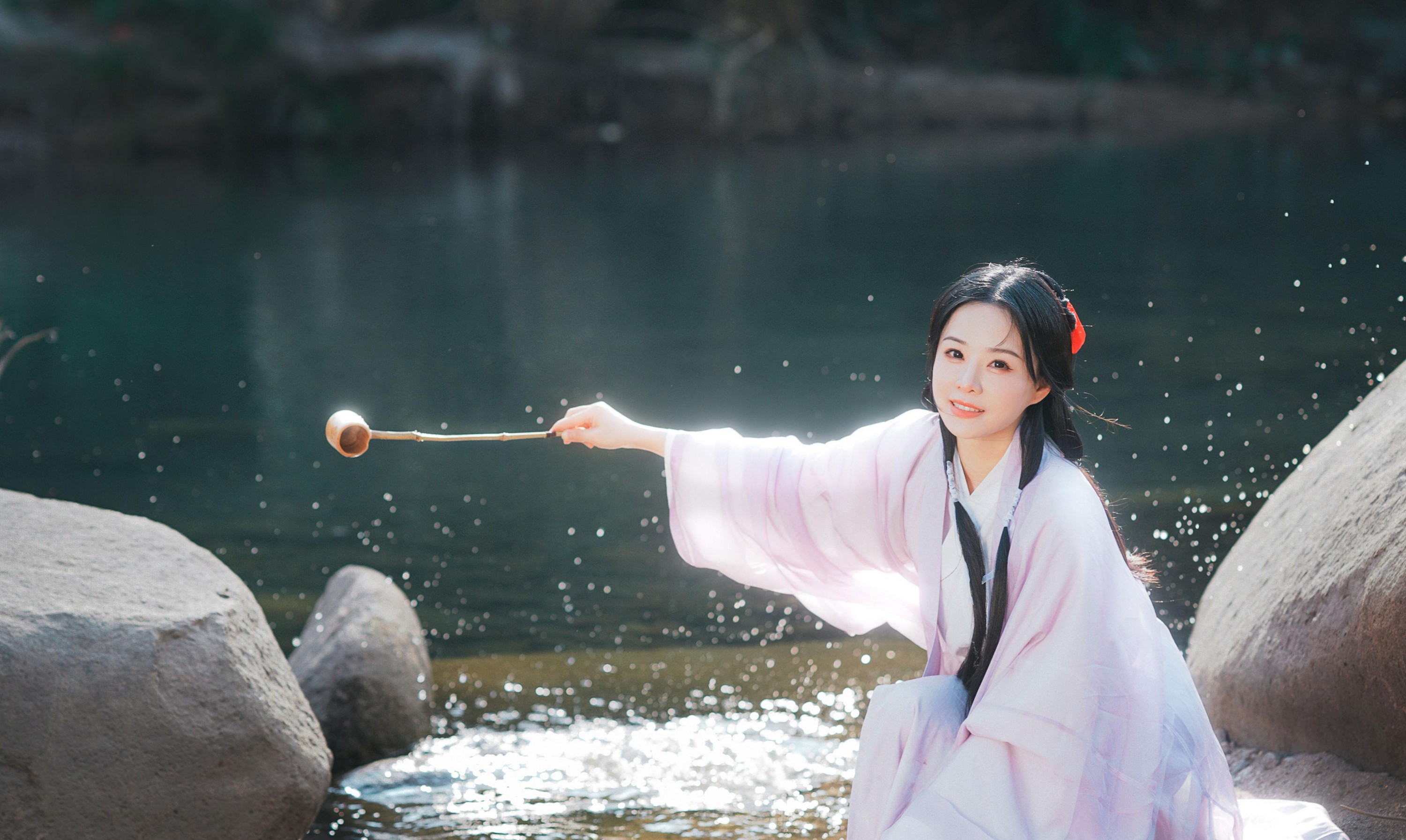 joy777又又 - 《古风人像拍摄-溪源宫-欢欢》[15P]