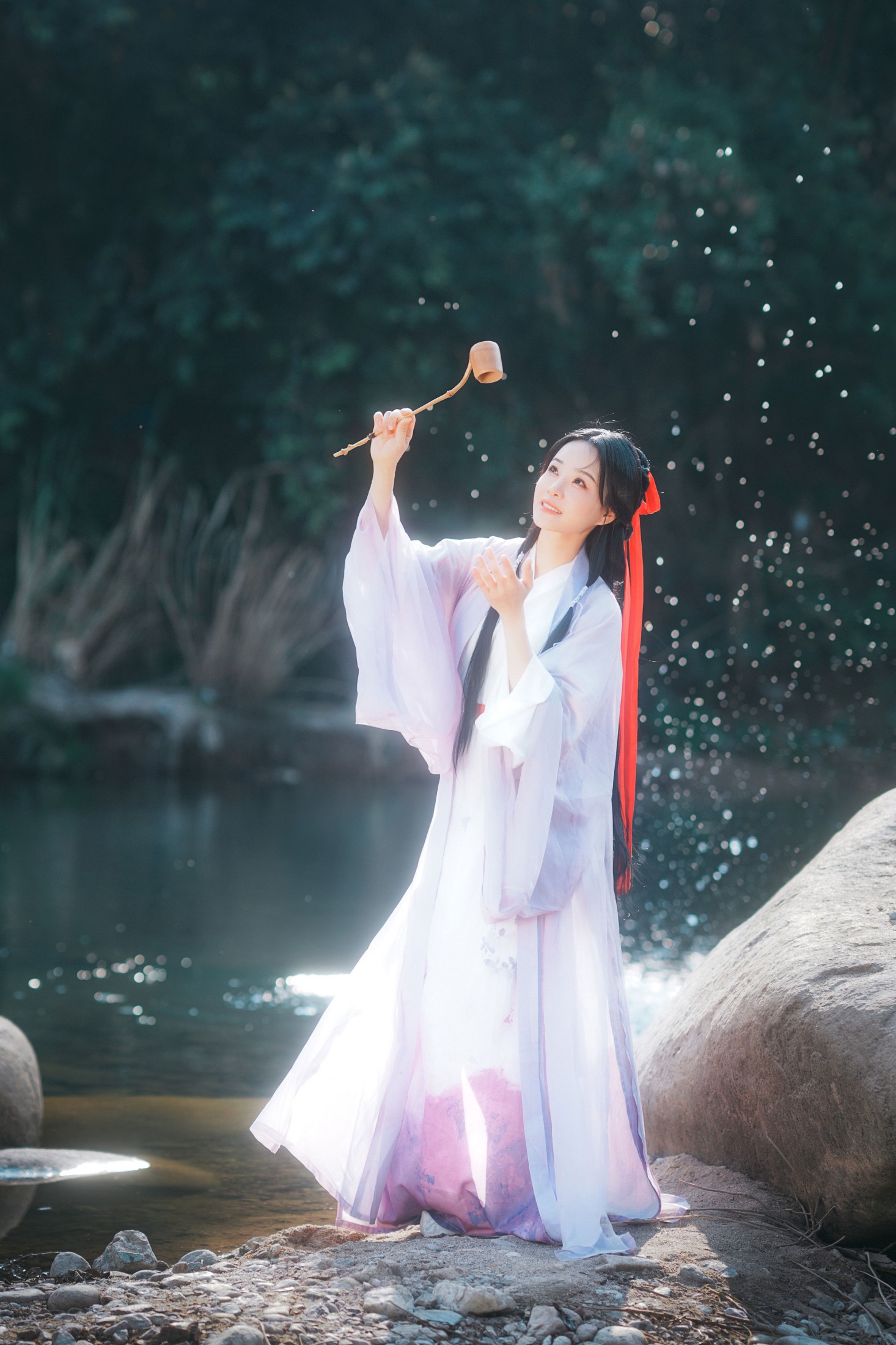 joy777又又 – 《古风人像拍摄-溪源宫-欢欢》[15P]