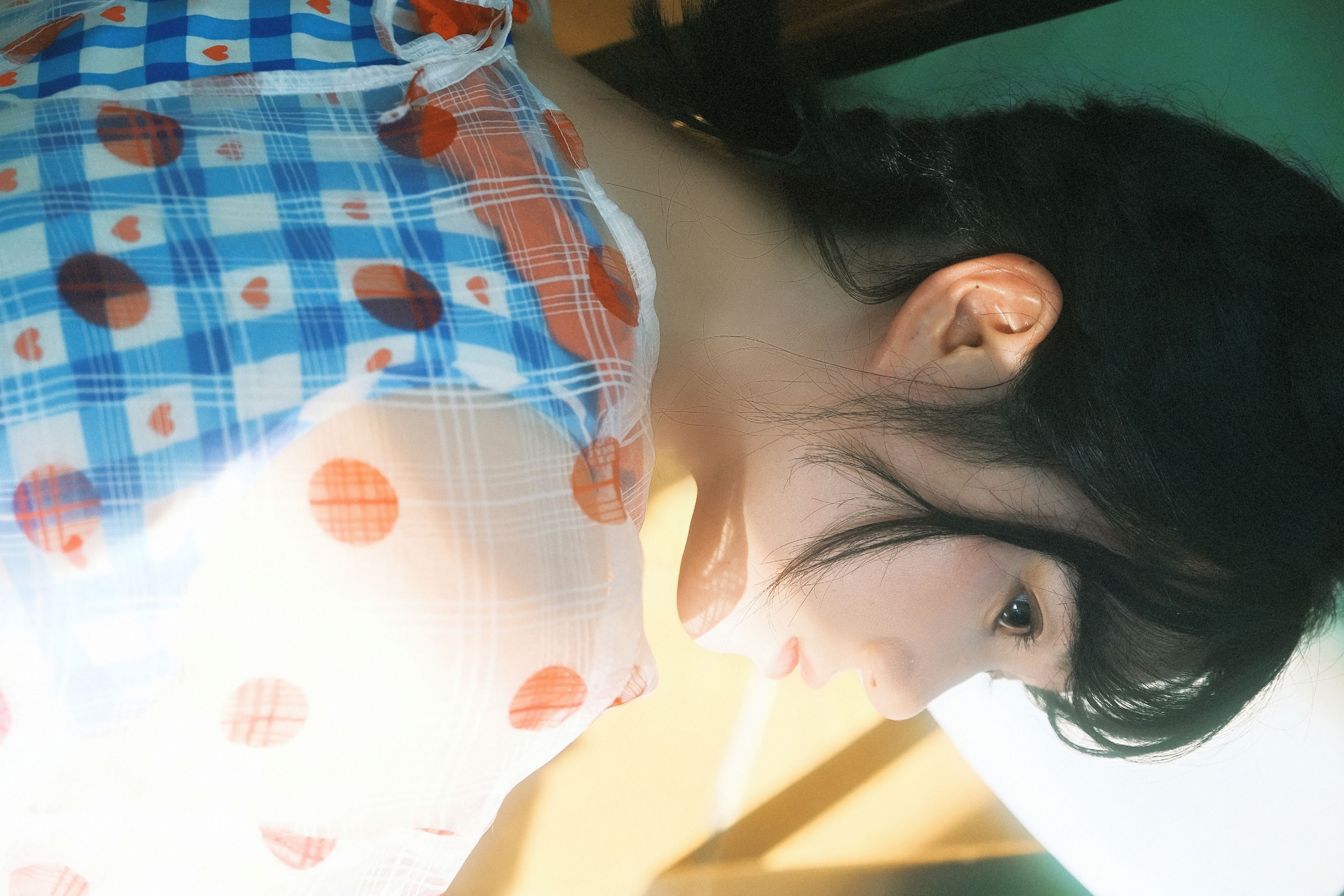 璐璐 - 《活在光里》[19P]