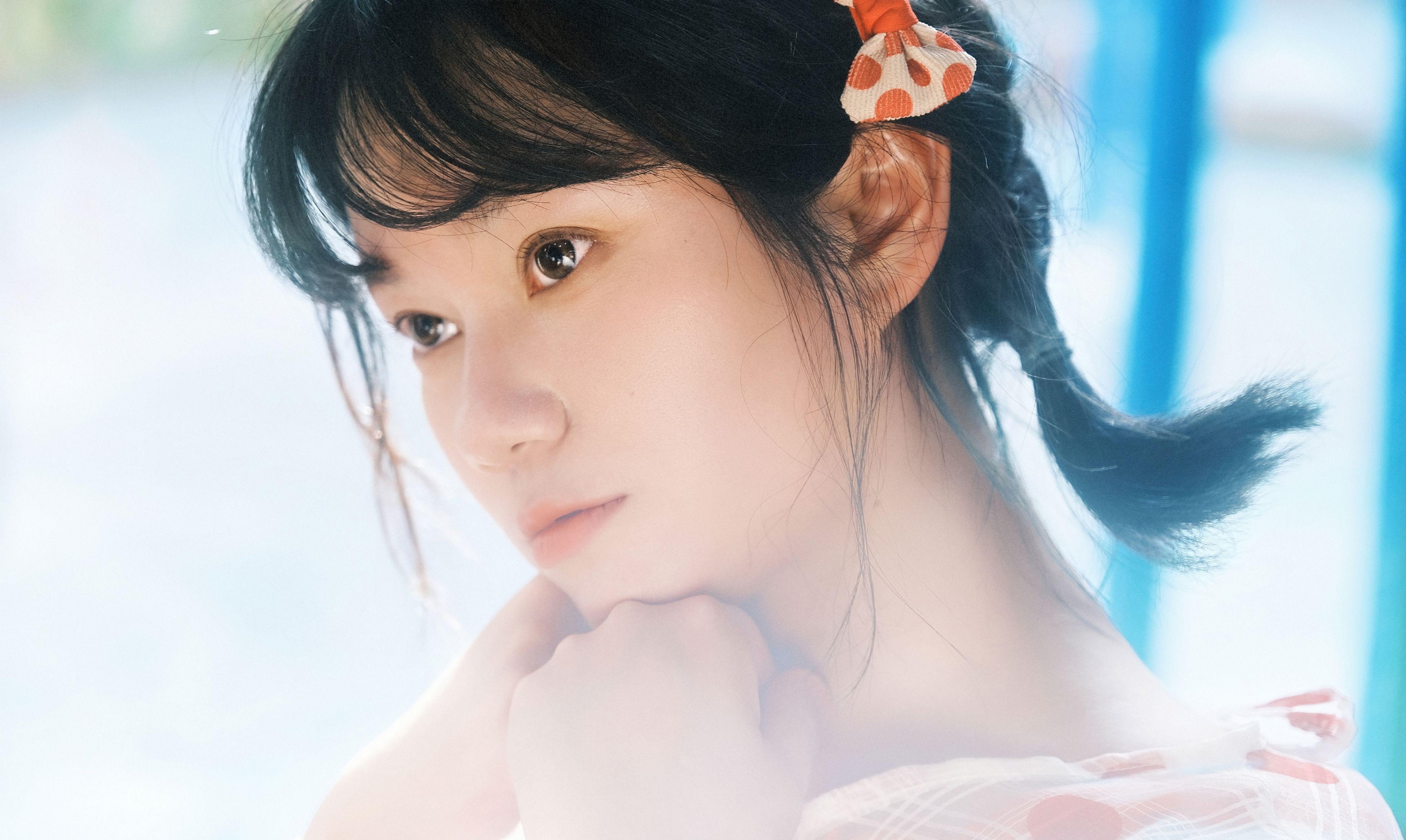 璐璐 - 《活在光里》[19P]