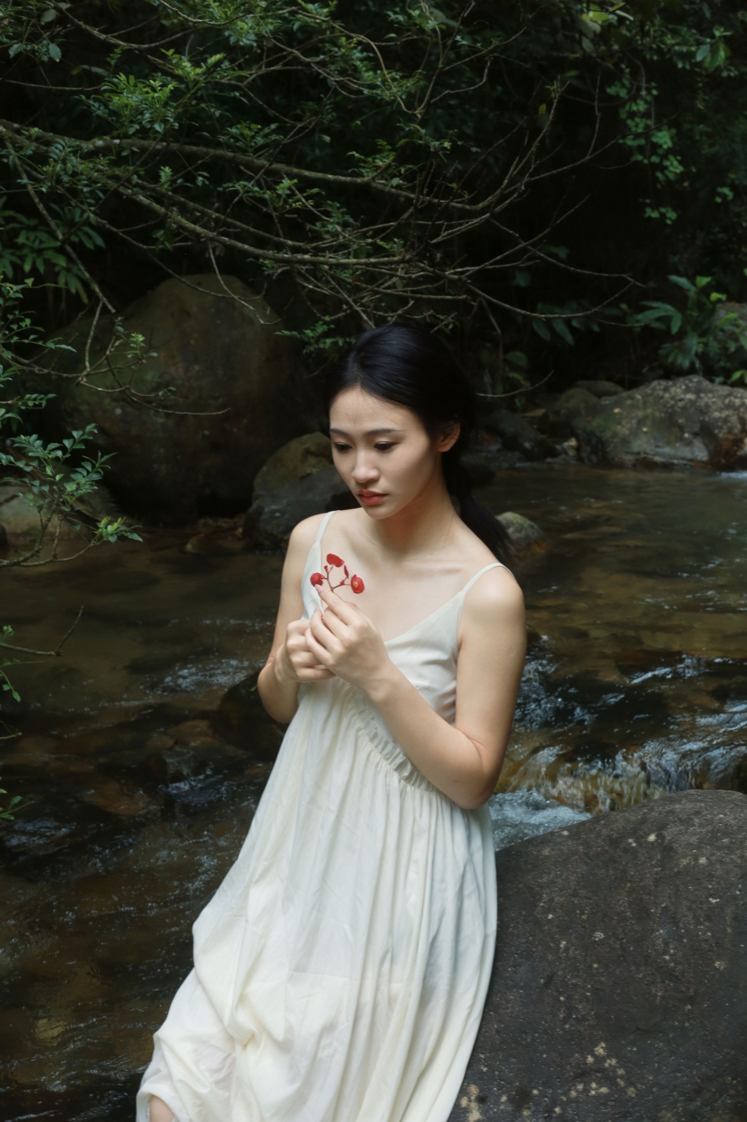 《盛夏光年》[34P]