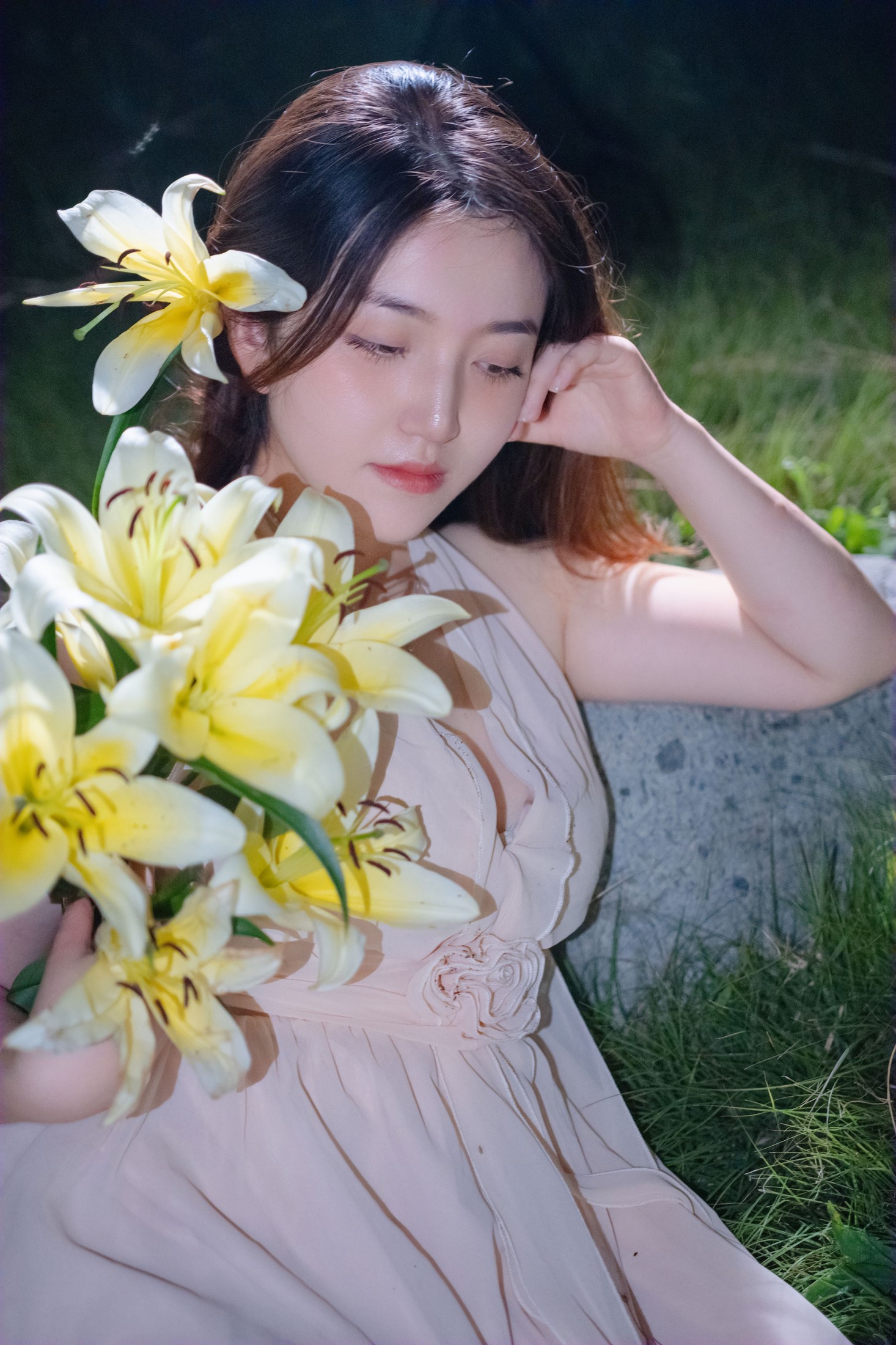 芭乐子 - 《盛开的百合花之夜》[43P]