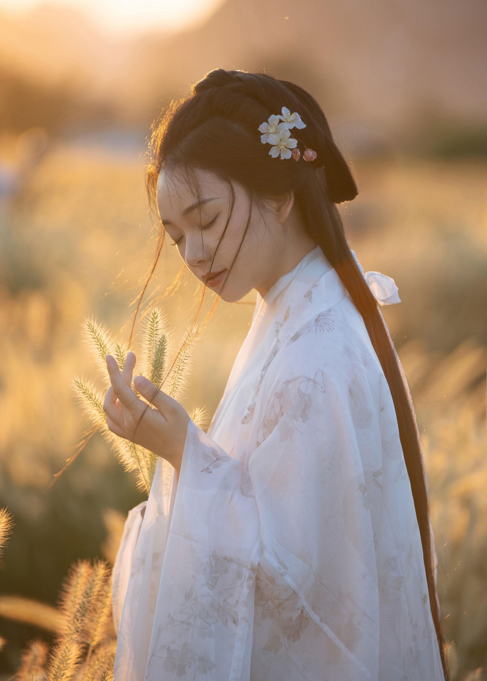 秋哒哒-- - 《神谕》[28P]