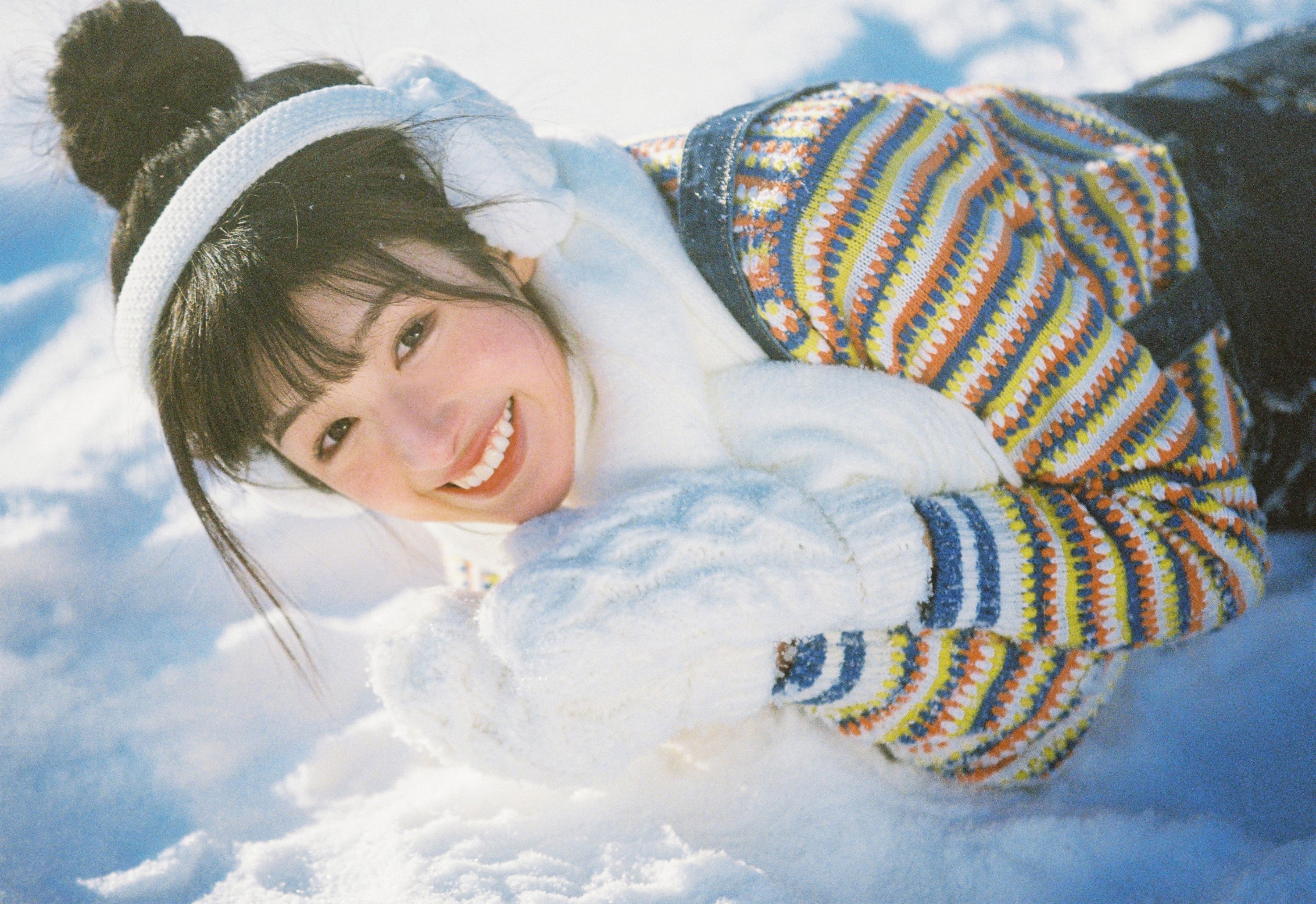 苗可青 - 《雪》[17P]