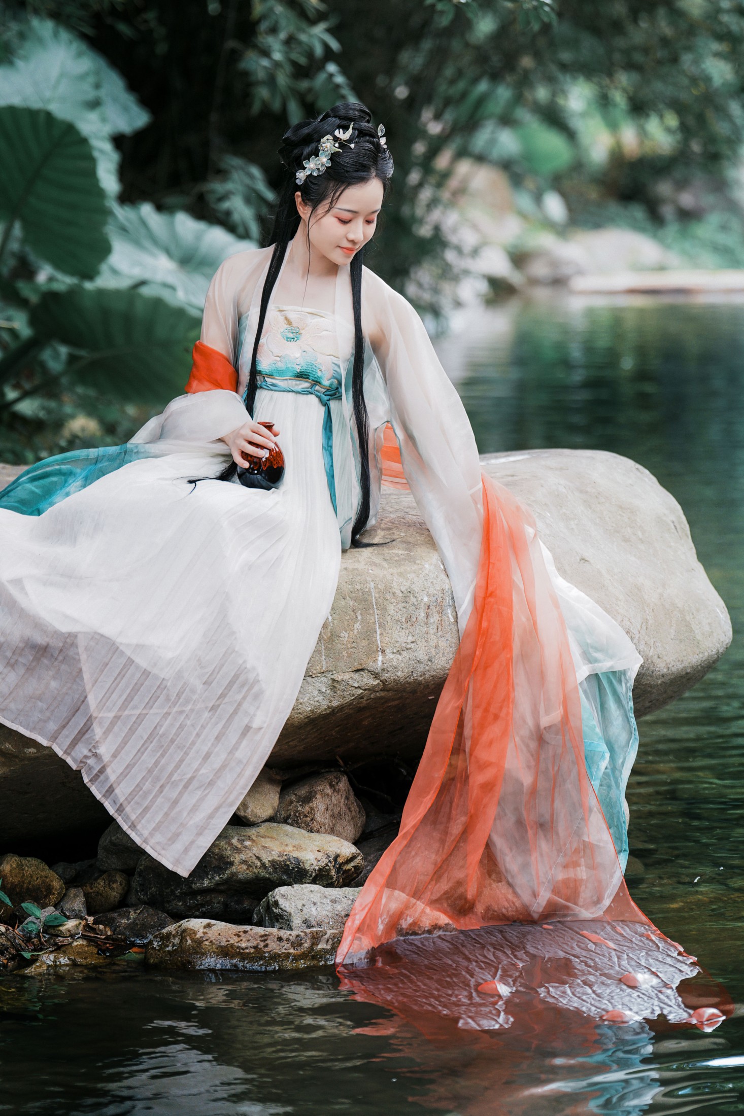 joy777又又 - 《古风人像拍摄-清冷风-欢欢》[17P]