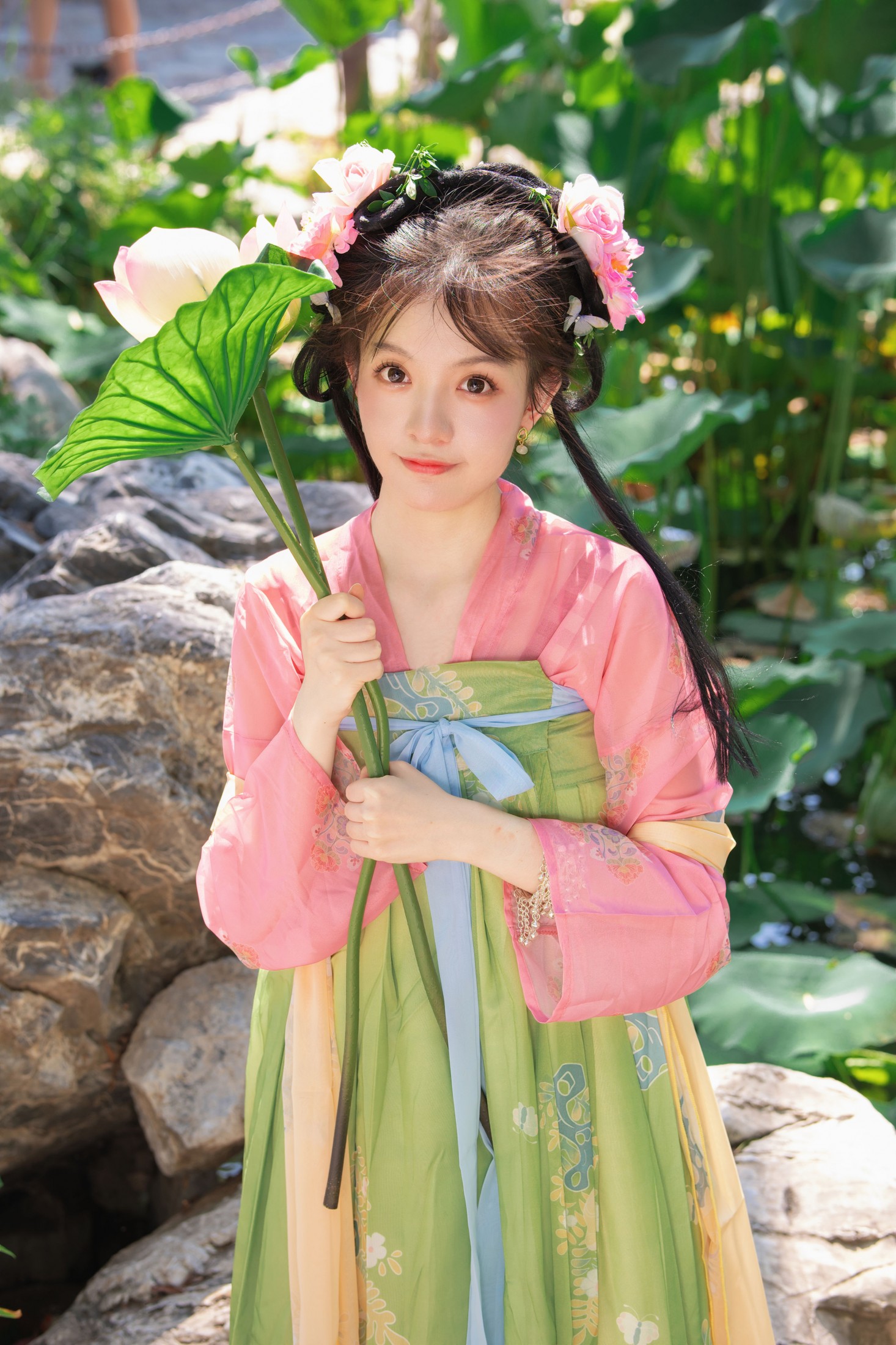 《风动荷花香，但惜夏日长》[33P]