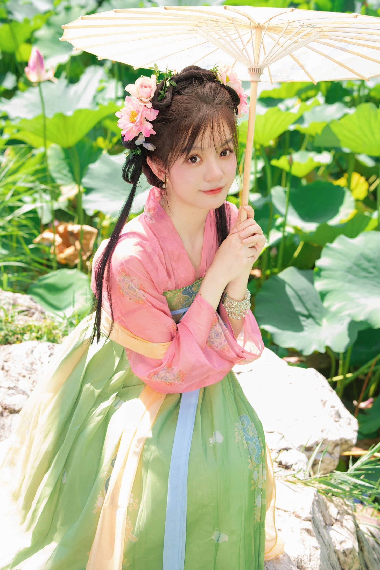 《风动荷花香，但惜夏日长》[33P]