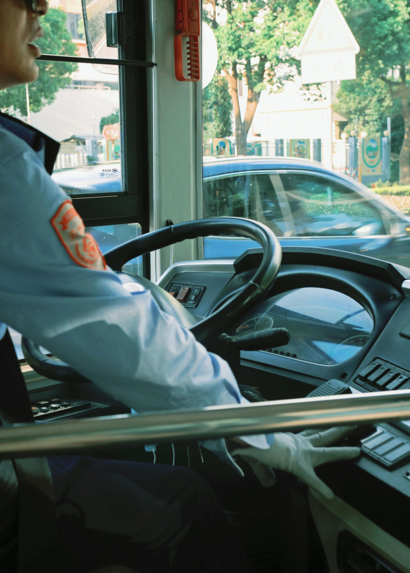 – 《这种感觉的公交车氛围谁懂》[20P]