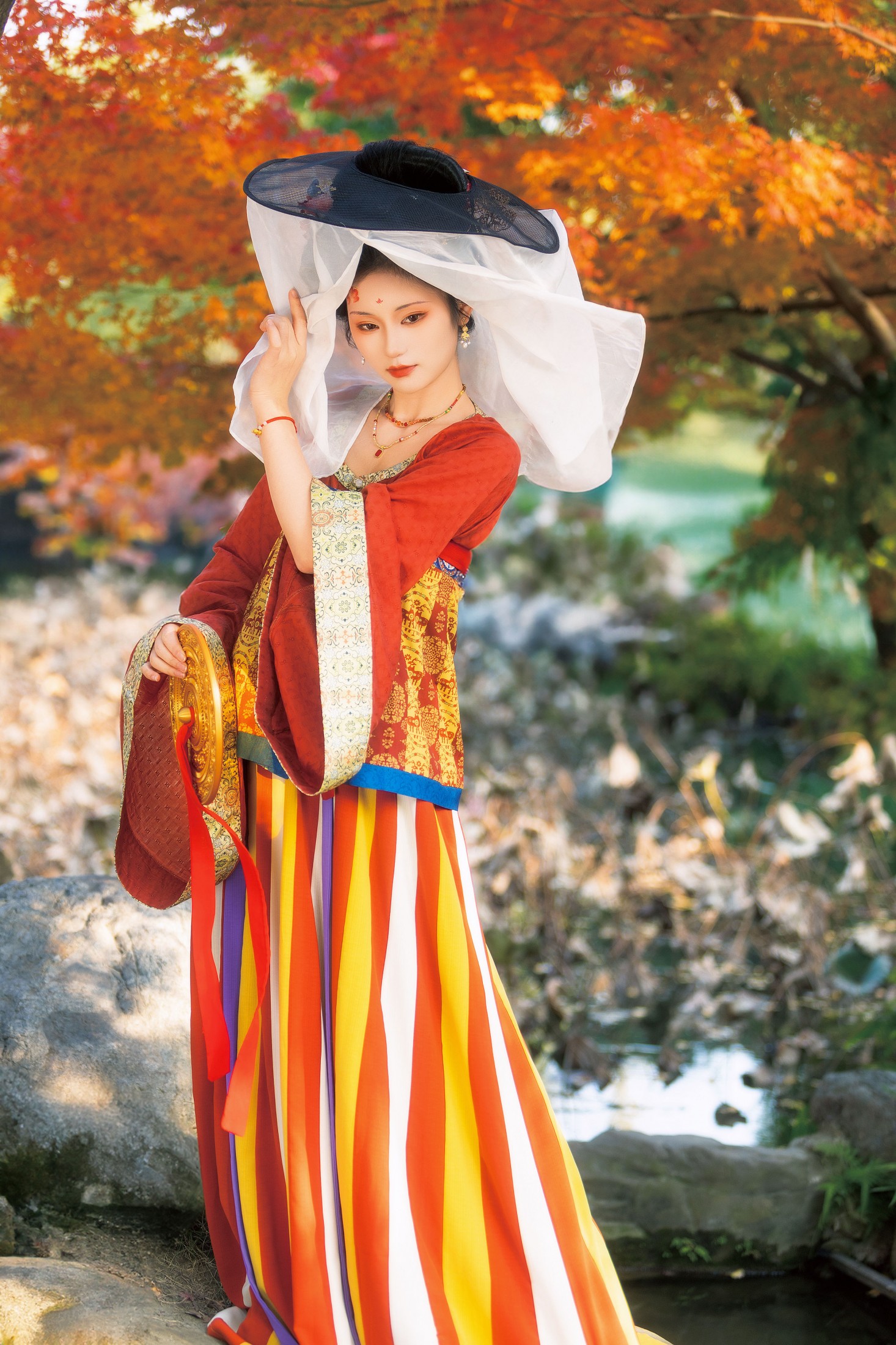 不听山 – 《唐 • 红枫》[18P]