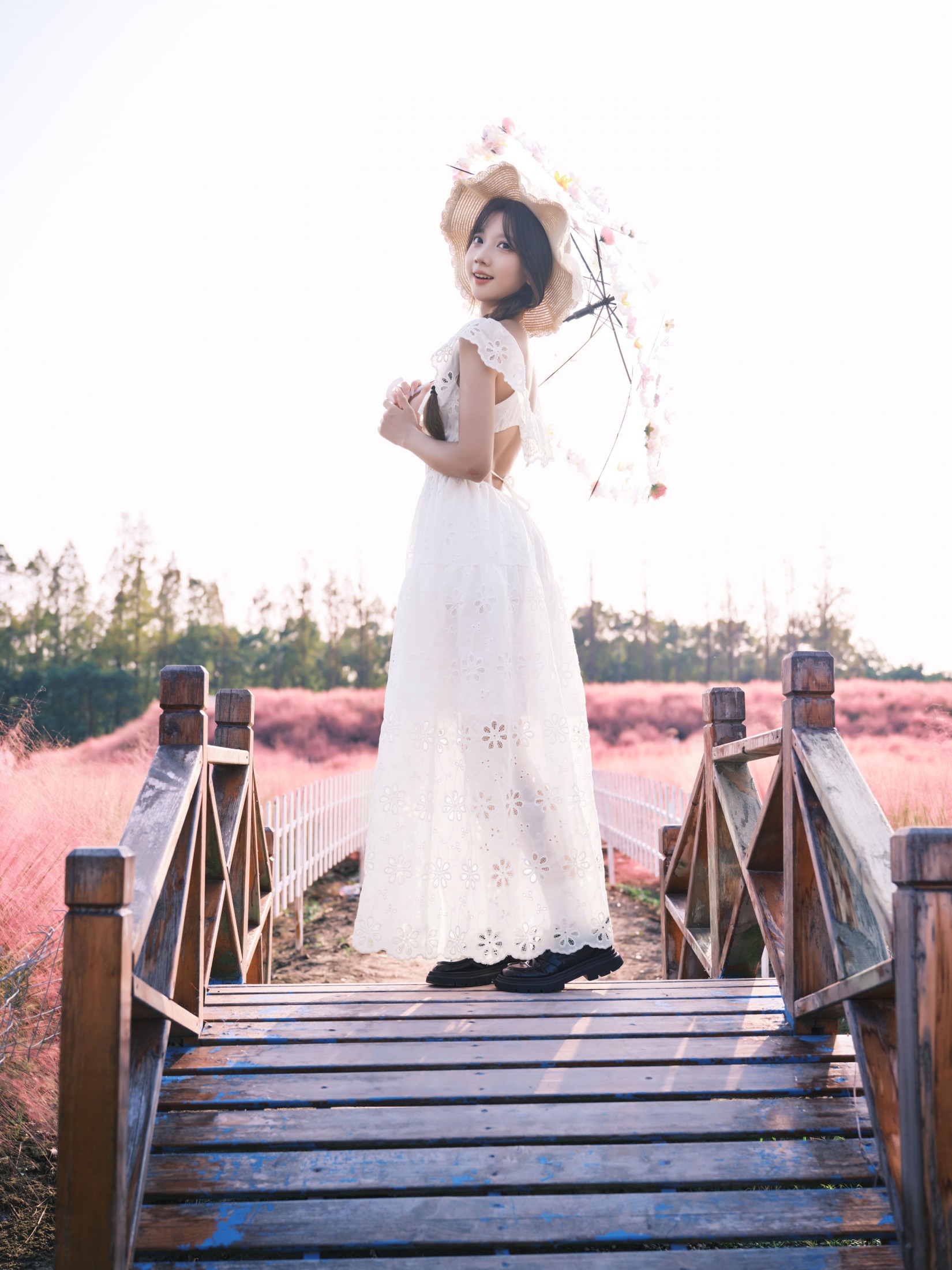 醒醒 – 《粉黛公园白裙娘》[31P] 插图1