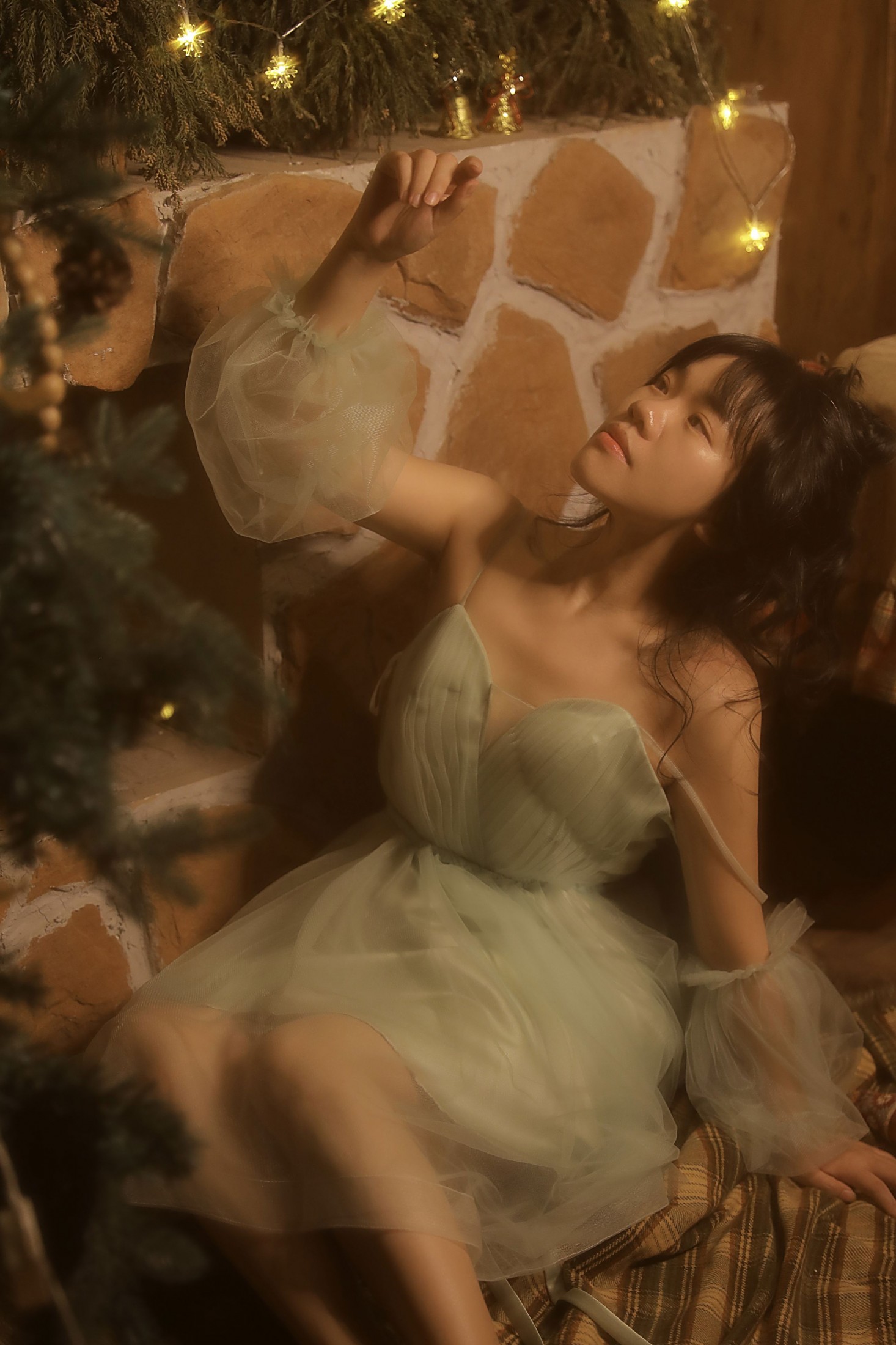 Quinnao巧阿 – 《不一样的圣诞》[10P]